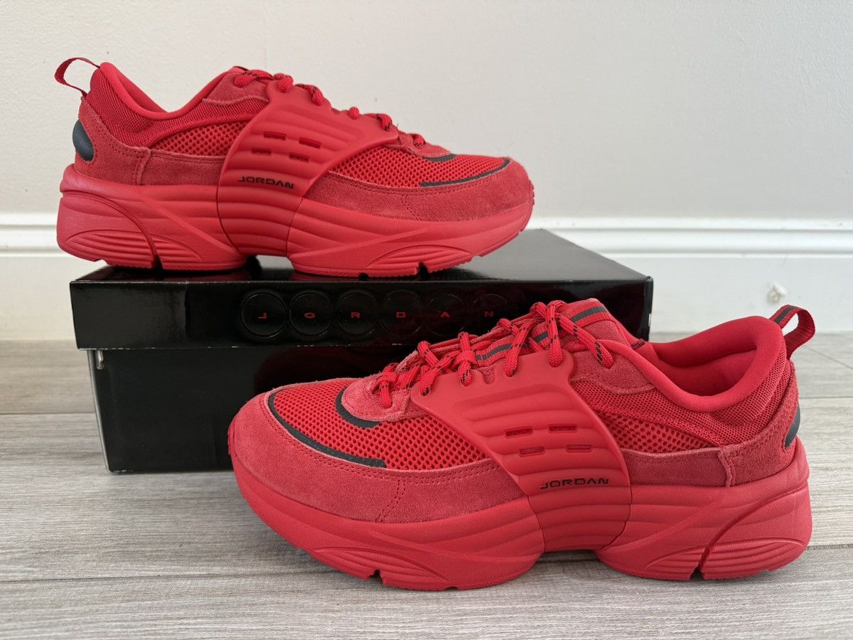 Jordan Brand Men's Air Jordan Trunner O/S University Red Black Size 12 Size US 12 / EU 45 - 1 Thumbnail