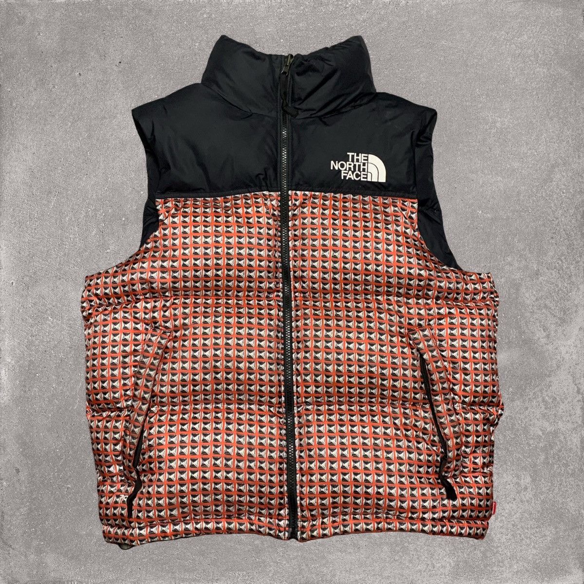 image of Supreme The North Face Medium Nuptse Red Vest Gilet 2021, Men's