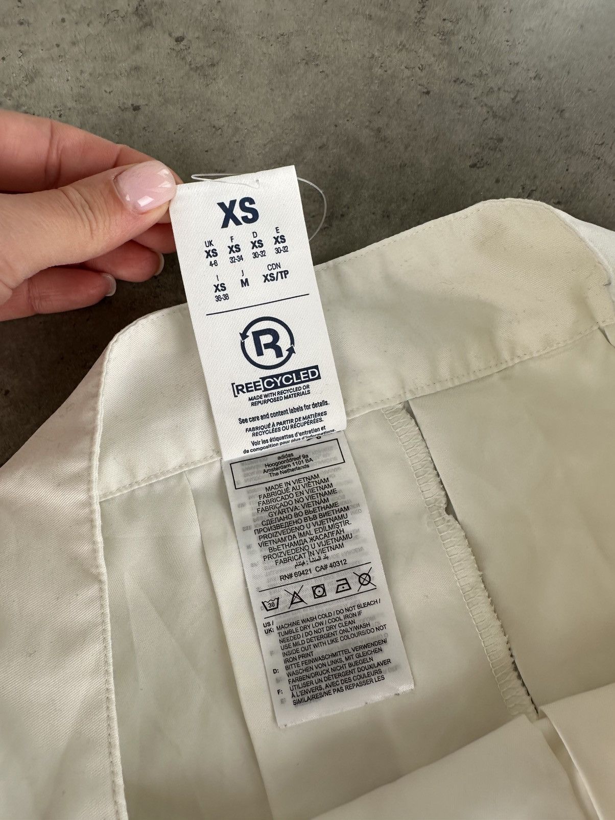 Reebok Reebok Flared Mini Skirt Size 25" / US 0 / IT 36 - 3 Thumbnail
