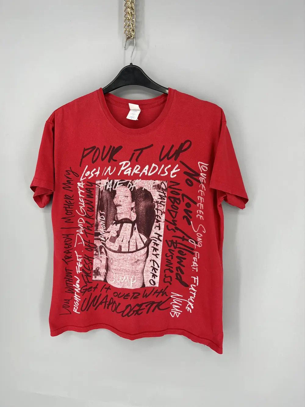 Rihanna Rihanna Unapologetic Diamonds World Tour 2013 Concert TShirt Size US L / EU 52-54 / 3 - 3 Thumbnail