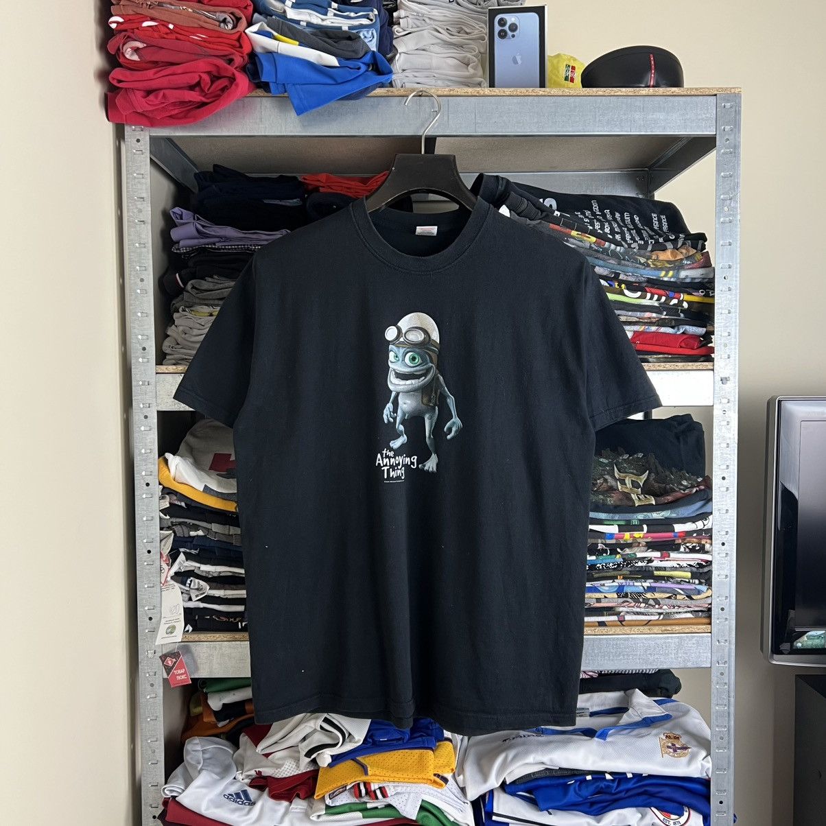 Band Tees Rare! Crazy Frog The Annoying Thing Vintage Tee 00s Size US XL / EU 56 / 4 - 1 Thumbnail