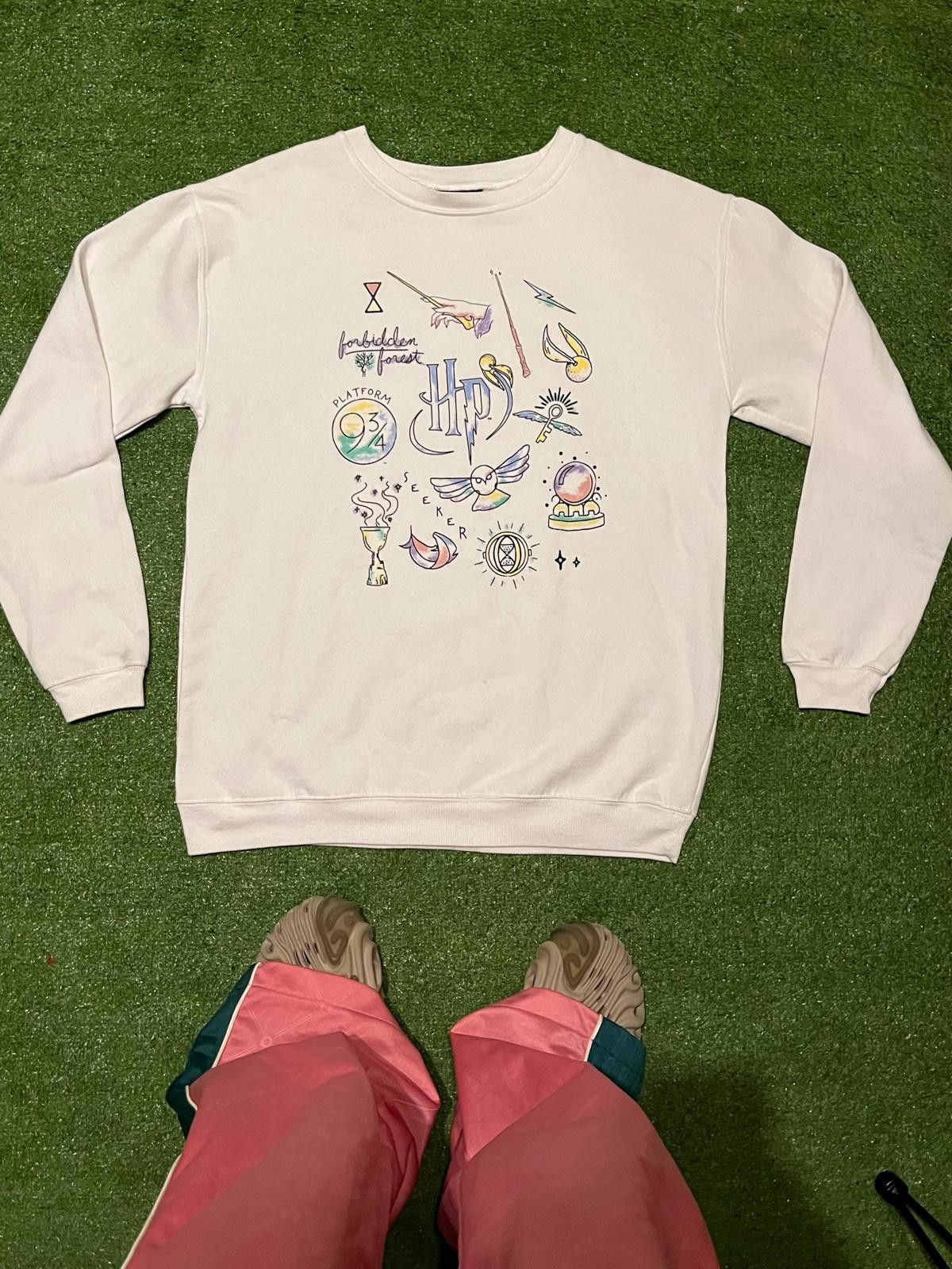 Unknown London Harry Potter Themed White Graphic Sweatshirt Size ONE SIZE - 1 Thumbnail