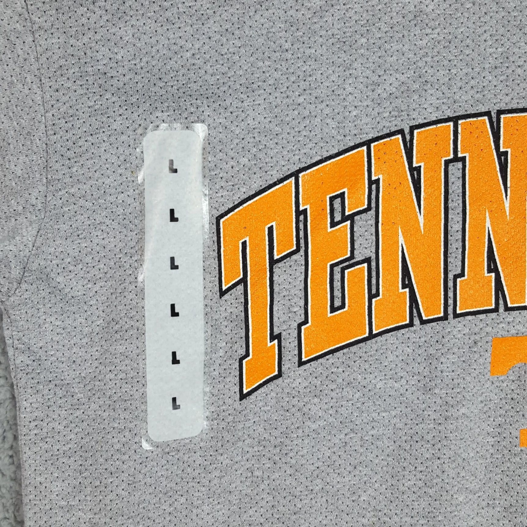 Vintage VINTAGE Tennessee Volunteers Y2K TN Vols T Shirt College Men’s Large gray 100% Cotton Jersey Embroidered Logo 90s 00s Sports Football Basketball Mens Size US L / EU 52-54 / 3 - 3 Thumbnail
