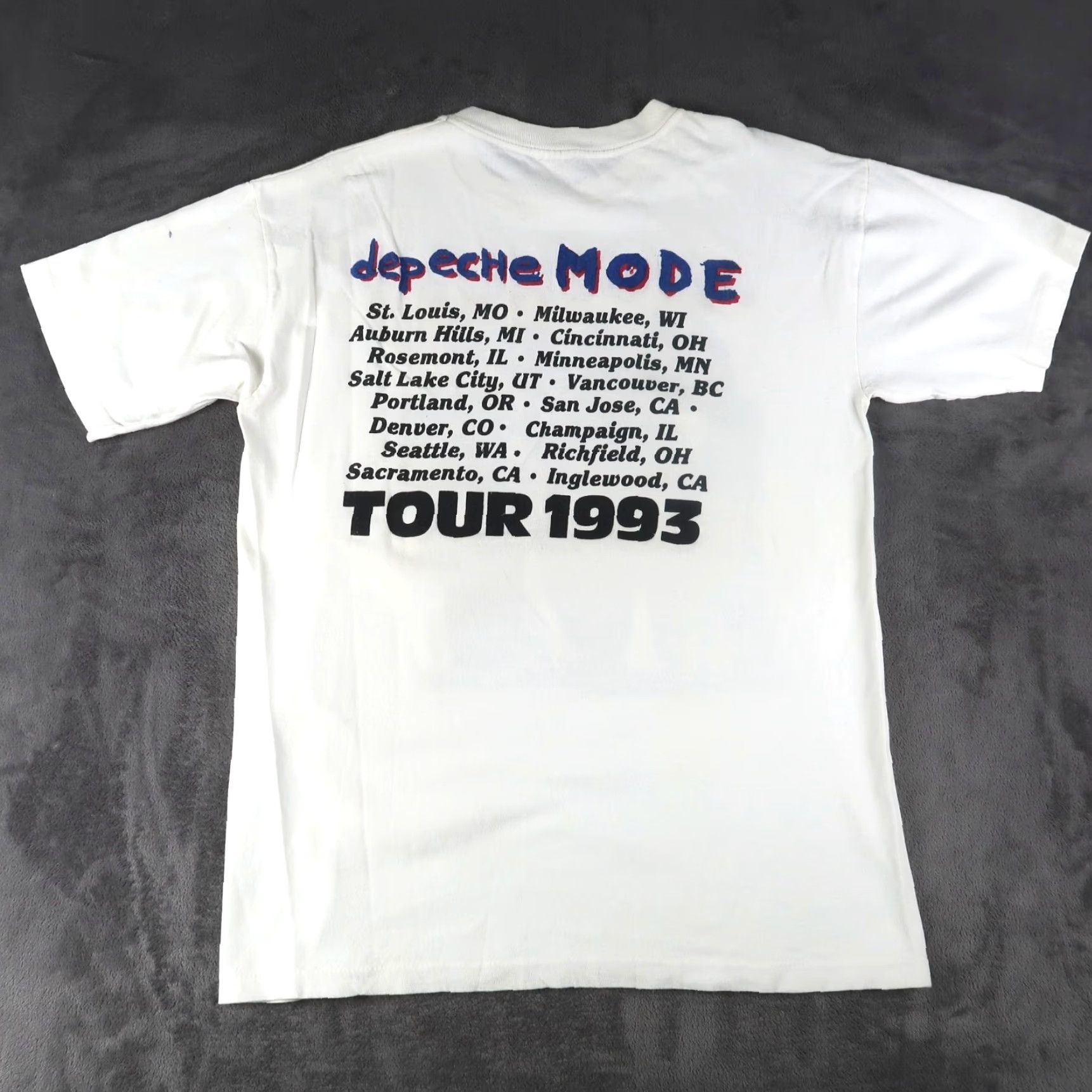 Vintage VINTAGE Depeche Mode Devotional Tour 1993 T-shirt Rock Concert Men’s XL White Cotton 90s Graphic Tee, Men Size US XL / EU 56 / 4 - 2 Thumbnail