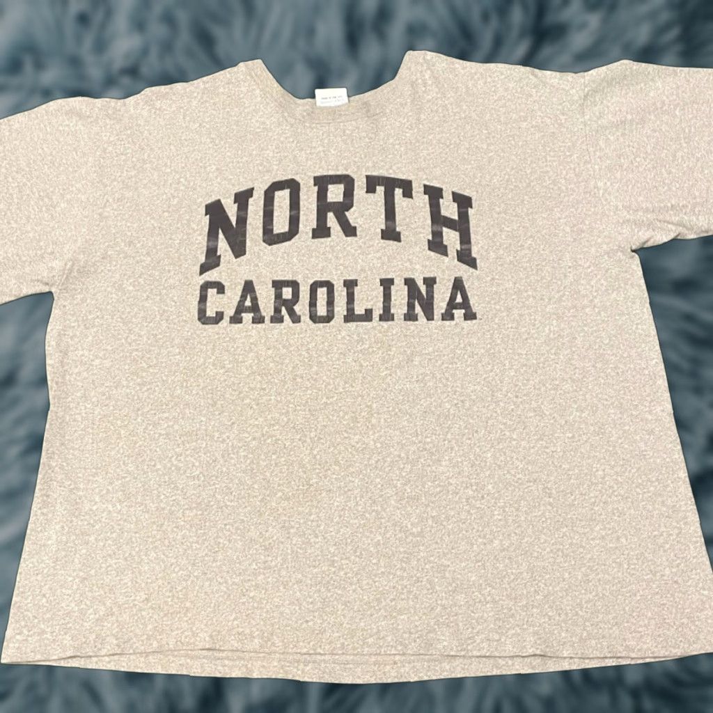 Vintage VINTAGE UNC Tar Heels North Carolina Student Store VTG Shirt Mens 2XL Gray 90s College USA Sports Shirt Mens XXL Size US XXL / EU 58 / 5 - 1 Thumbnail