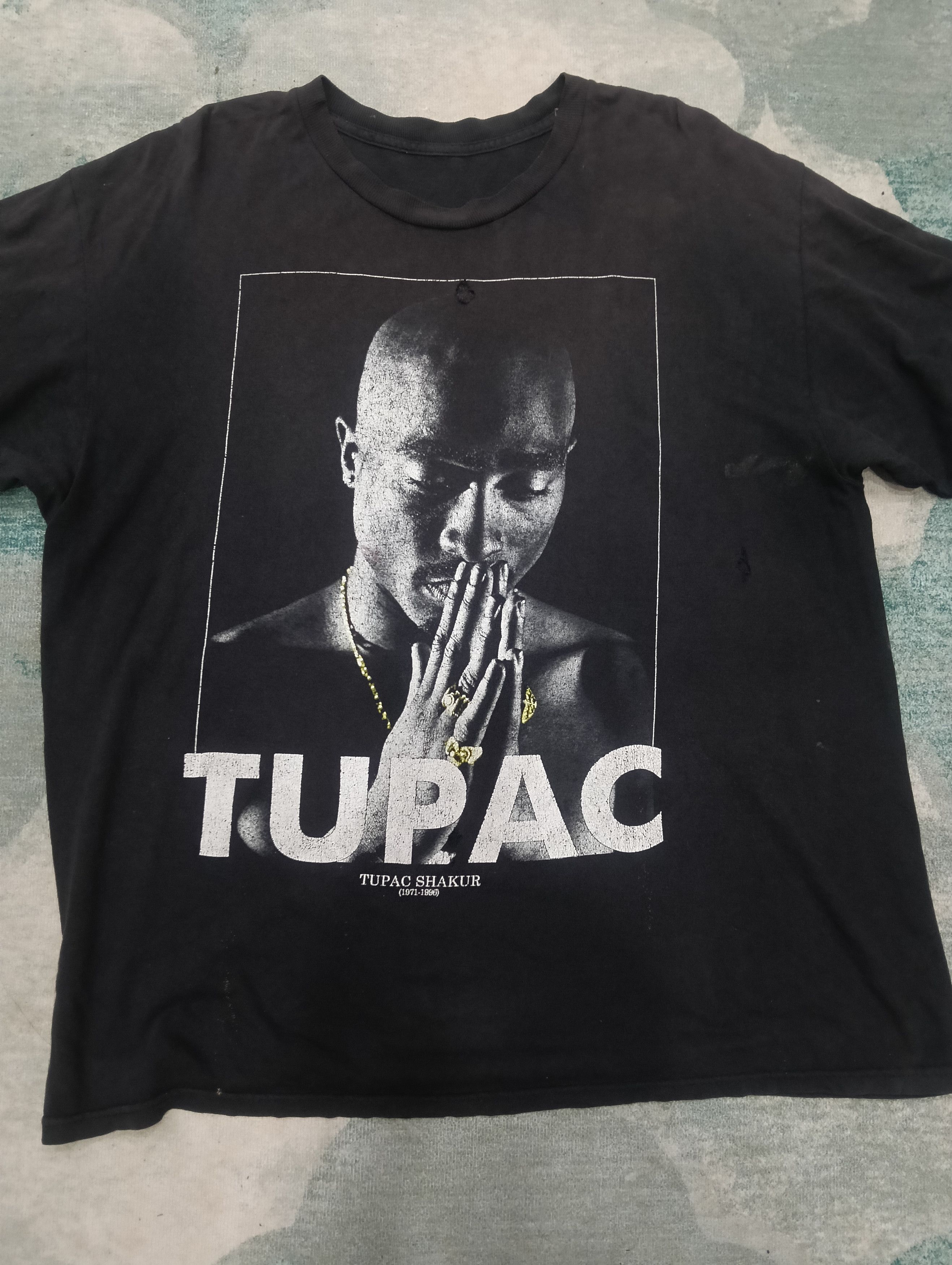 Rap Tees × Vintage Vintage Y2K Tupac Shakur Tee Size US XL / EU 56 / 4 - 1 Thumbnail