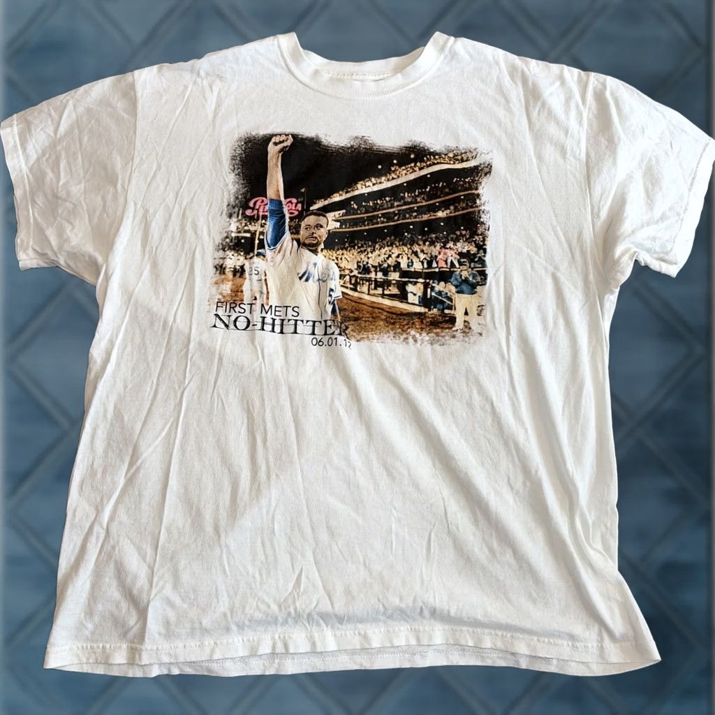 Vintage NWOT Awesome NY Mets Johan Santana 1st No Hitter 6/01/12 T Shirt Men's XL White Cotton Short Sleeve Round Neck Harriton Size US XL / EU 56 / 4 - 1 Thumbnail