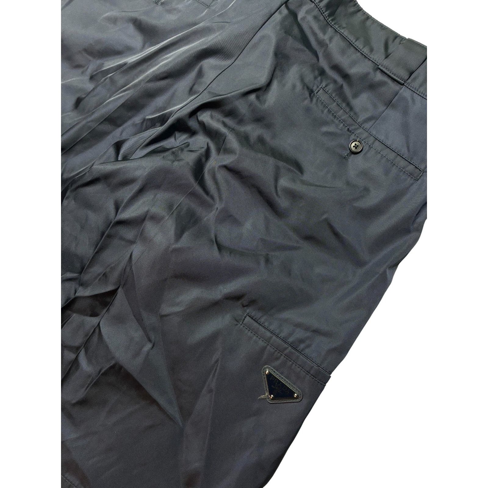 Prada Prada Navy Nylon Shorts Size US 34 / EU 50 - 2 Thumbnail