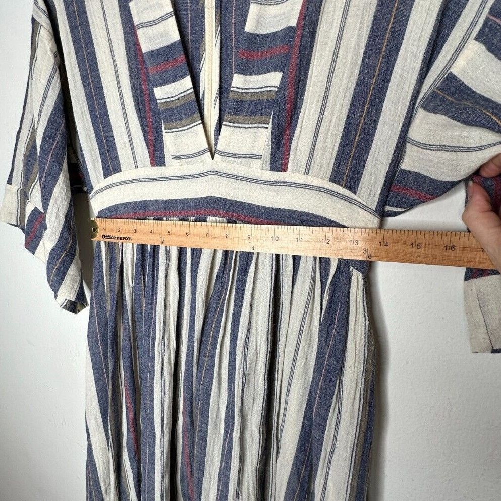 Other Three Graces London Ferrer Stripe Short Sleeve VNeck Dress Size L / US 10 / IT 46 - 14 Thumbnail