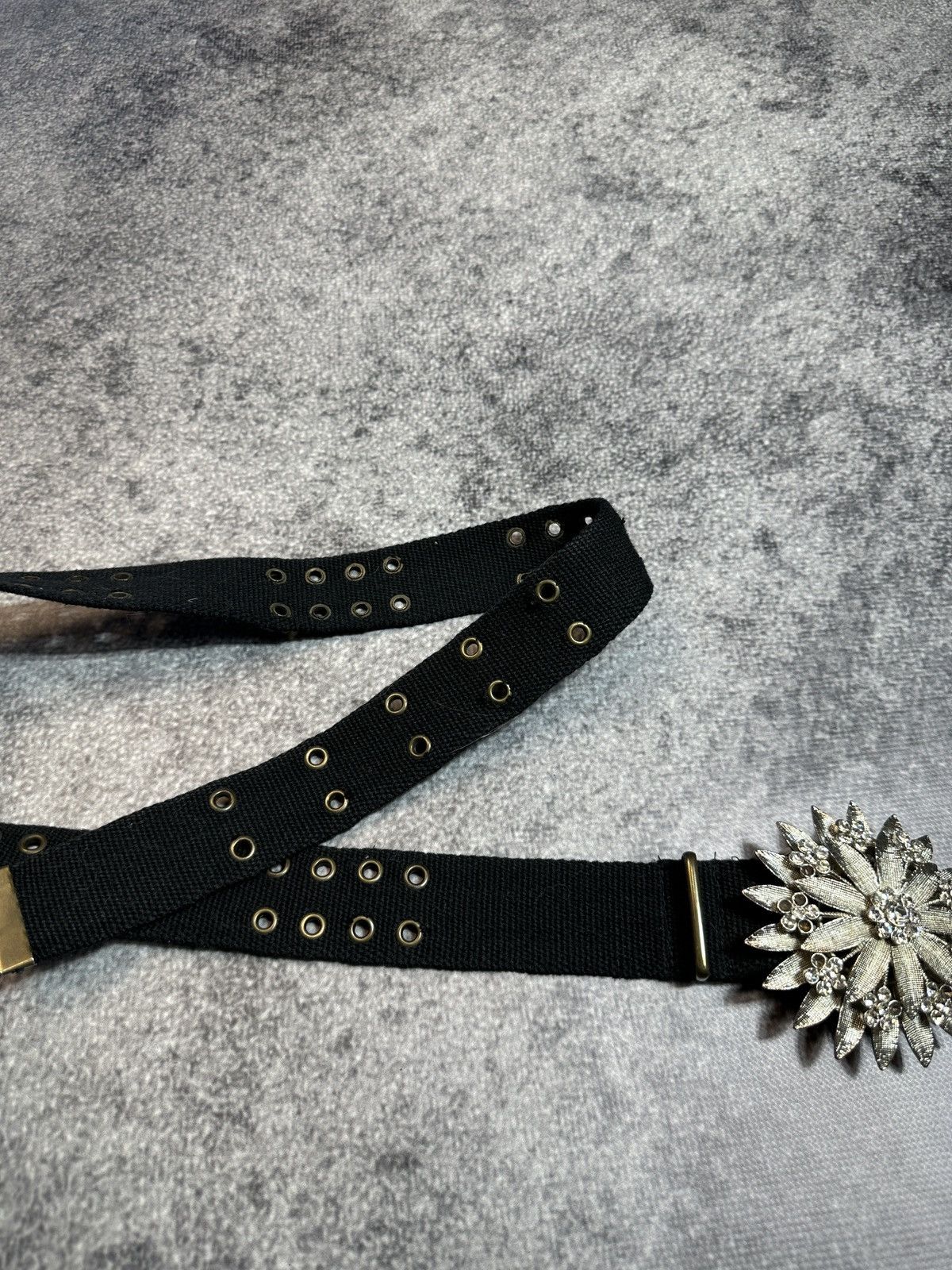 Other Y2K Rare Casual Belts Streetwear Logo Flower Style Opium USA Size ONE SIZE - 3 Thumbnail