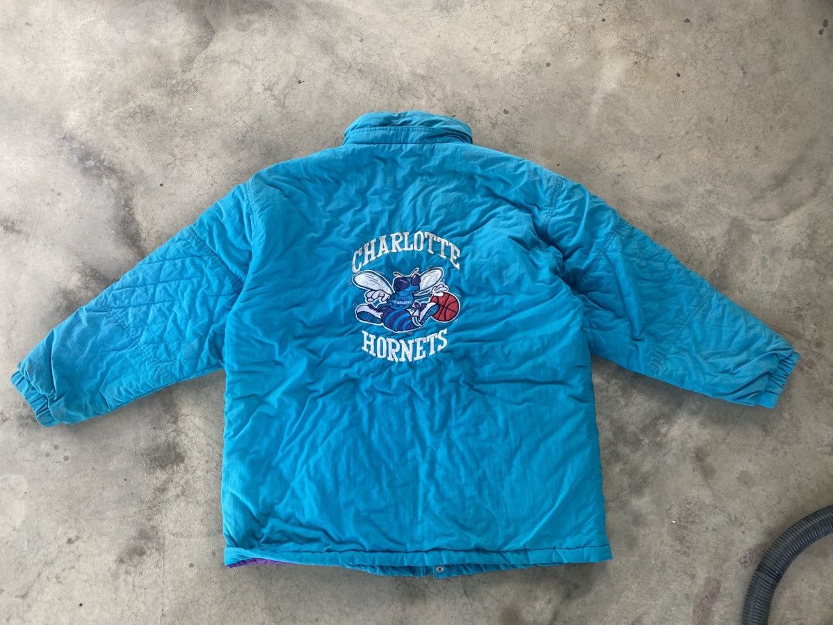NBA × Starter × Vintage Vintage NBA Charlotte Hornets Jacket Size US L / EU 52-54 / 3 - 7 Thumbnail