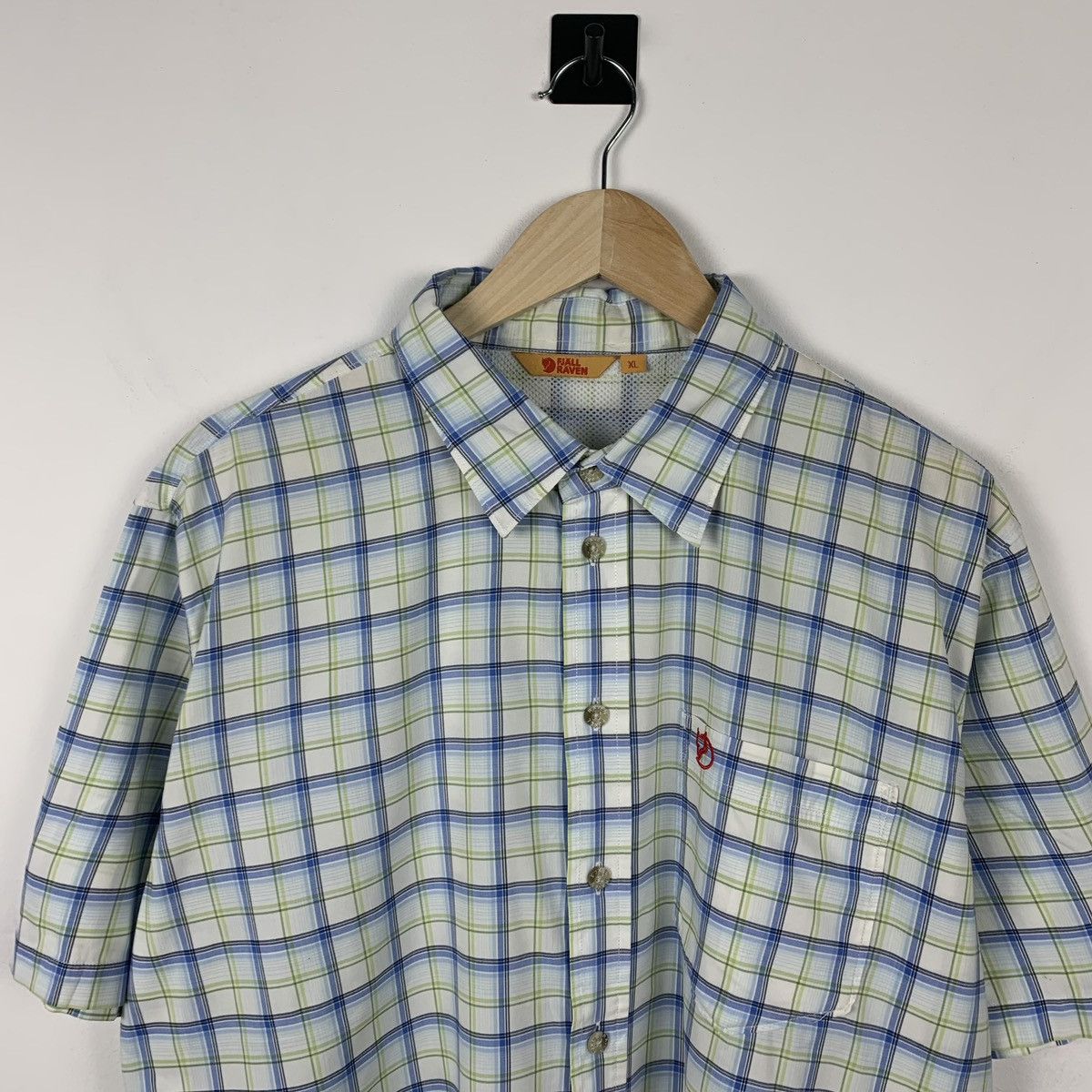 Fjallraven Fjallraven Plaid Outdoor Shirt Short Sleeve Men’s Size XL Size US XL / EU 56 / 4 - 6 Thumbnail
