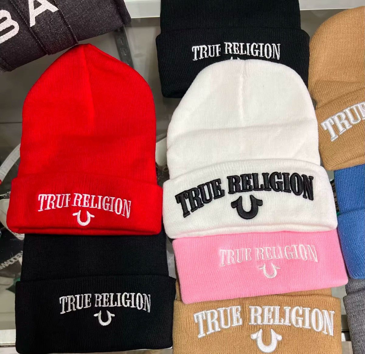 True Religion True Religion Beanie/Hat/Cap WINTER WEAE Size ONE SIZE - 2 Thumbnail