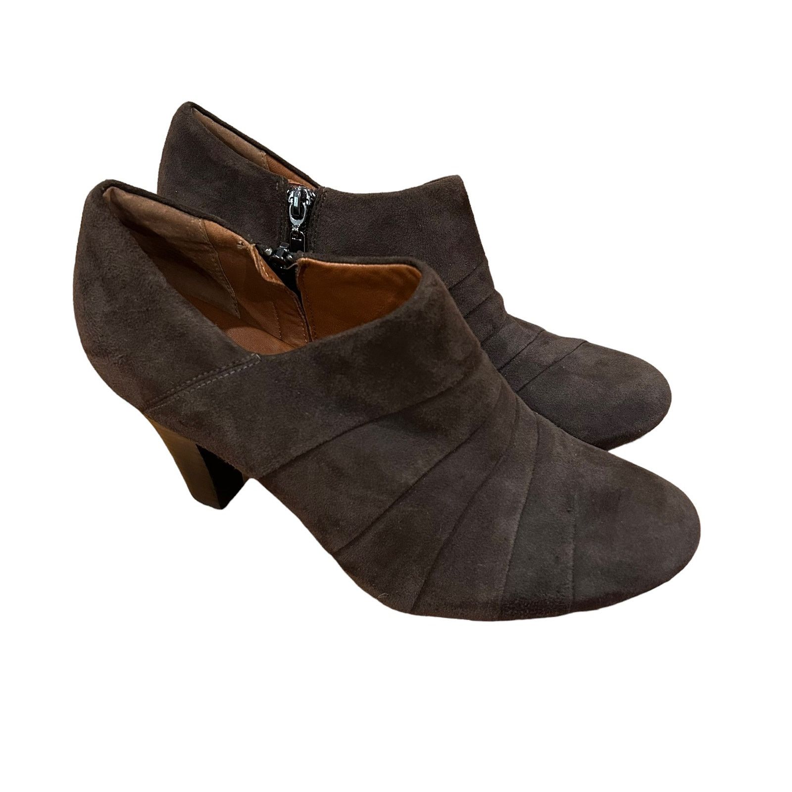 Clarks Clarks Artisan Society Gown Brown Suede Leather Booties 9.5 Size US 9.5 / IT 39.5 - 1 Thumbnail