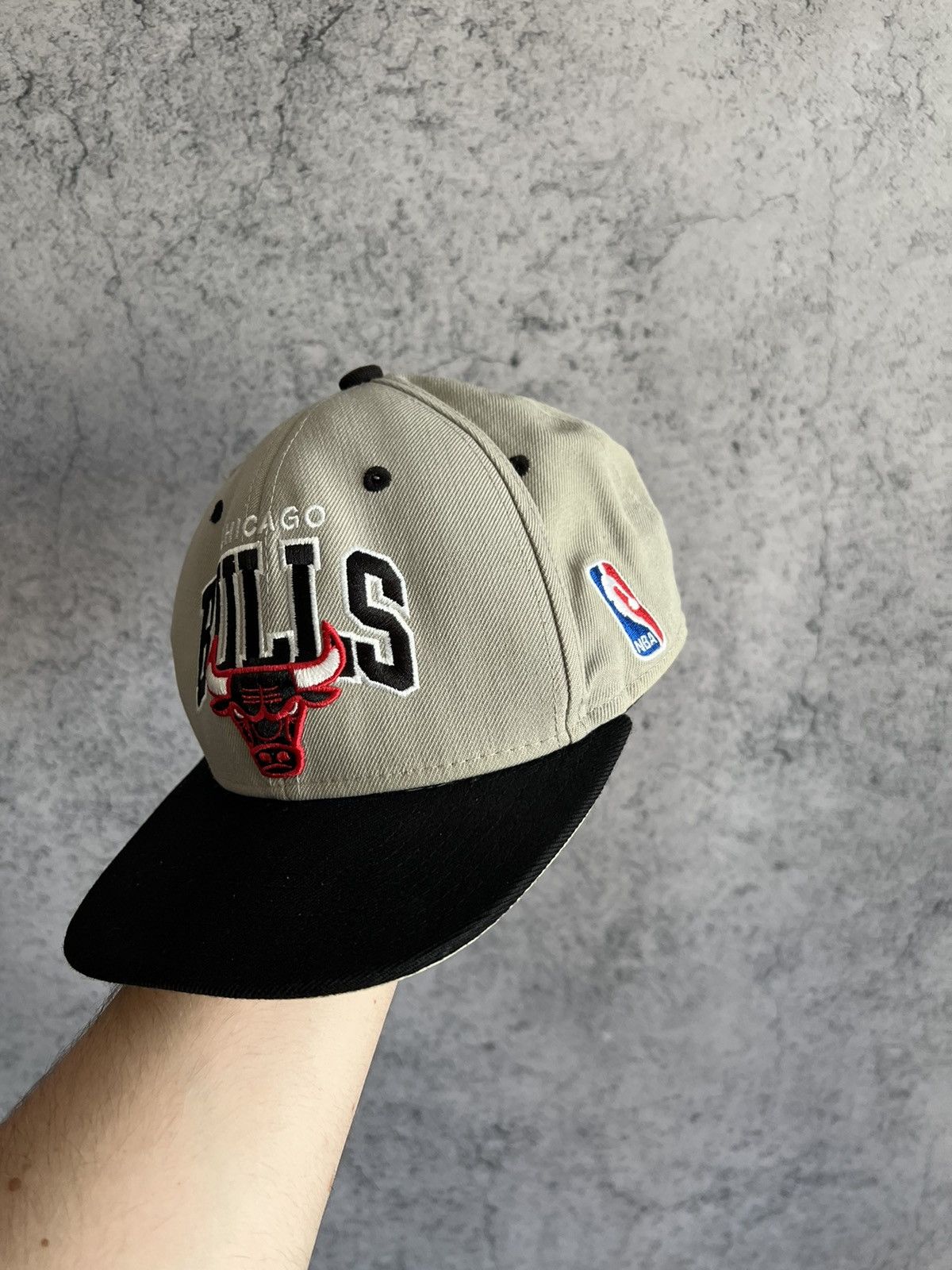 NBA Vintage New Era Chicago Bulls Cap Hat Baseball Y2K Logo Size ONE SIZE - 10 Thumbnail