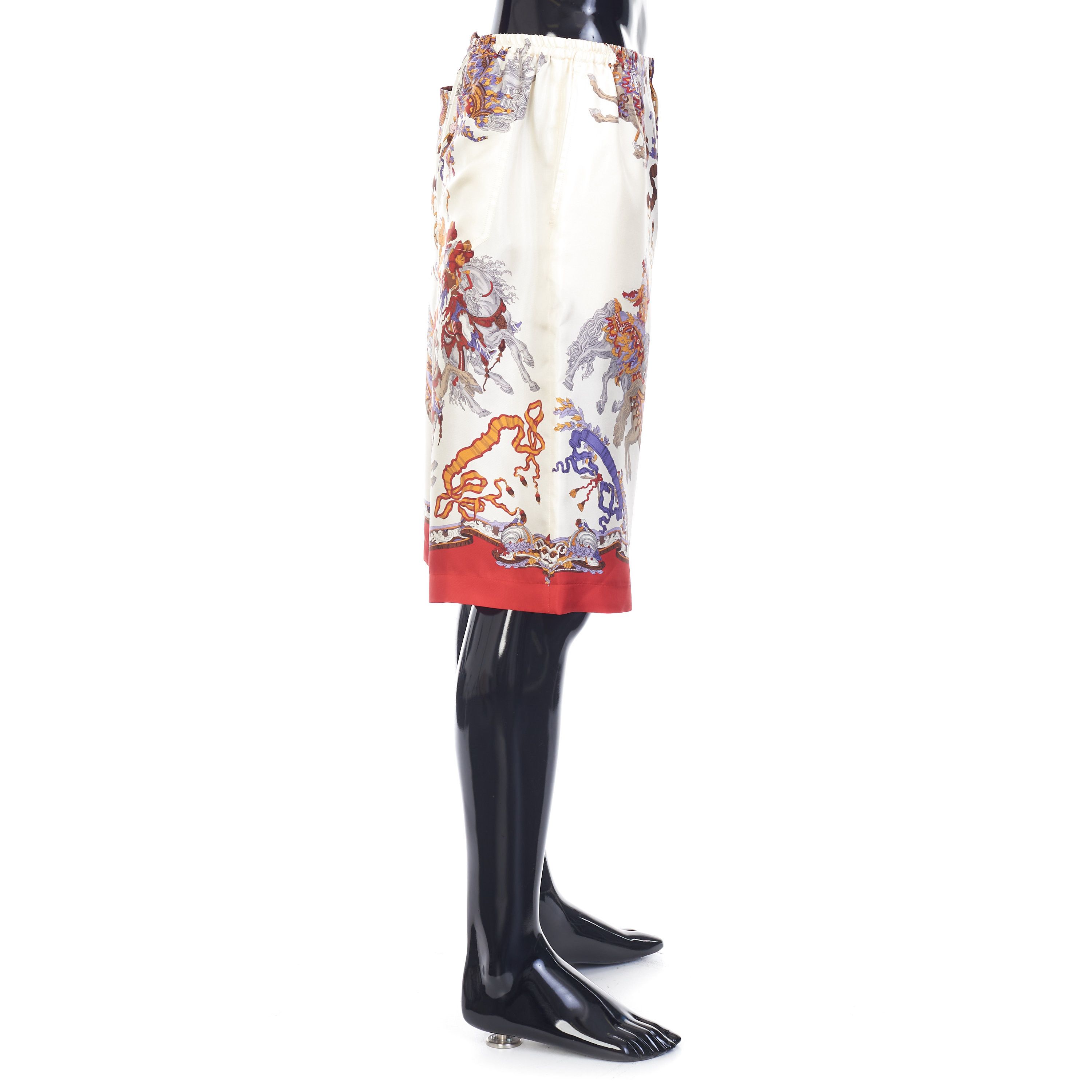 Gucci Silk Short With Roi Soleil Print In Ivory And Red Size US 36 / EU 52 - 7 Thumbnail