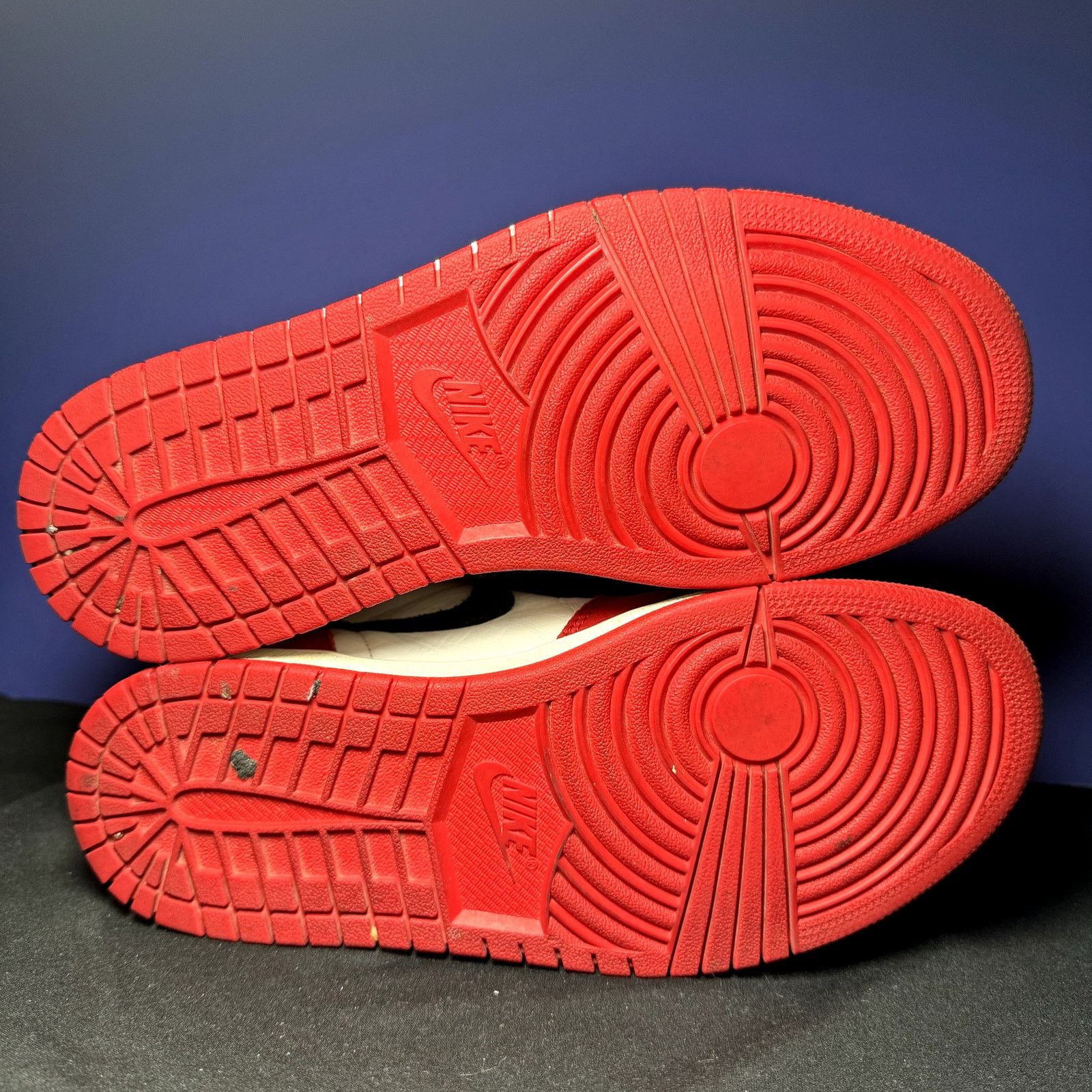 Jordan Brand × Nike Size 6.5 - Air Jordan 1 Retro High OG NRG Homage to Home Size US 6.5 / EU 39-40 - 8 Thumbnail