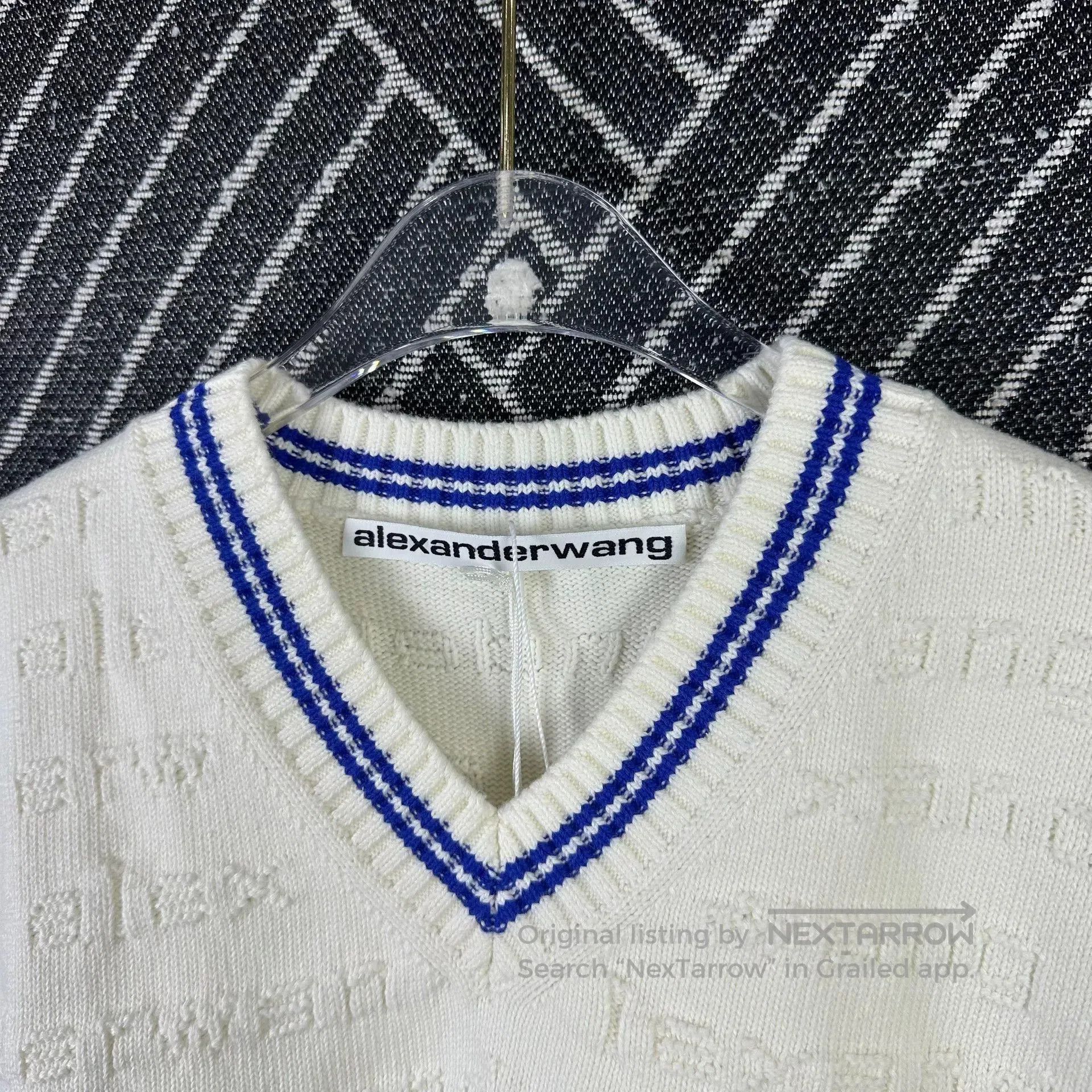 Alexander Wang Alexander Wang Colorblock V-Neck Knit Top. Size M / US 6-8 / IT 42-44 - 2 Thumbnail
