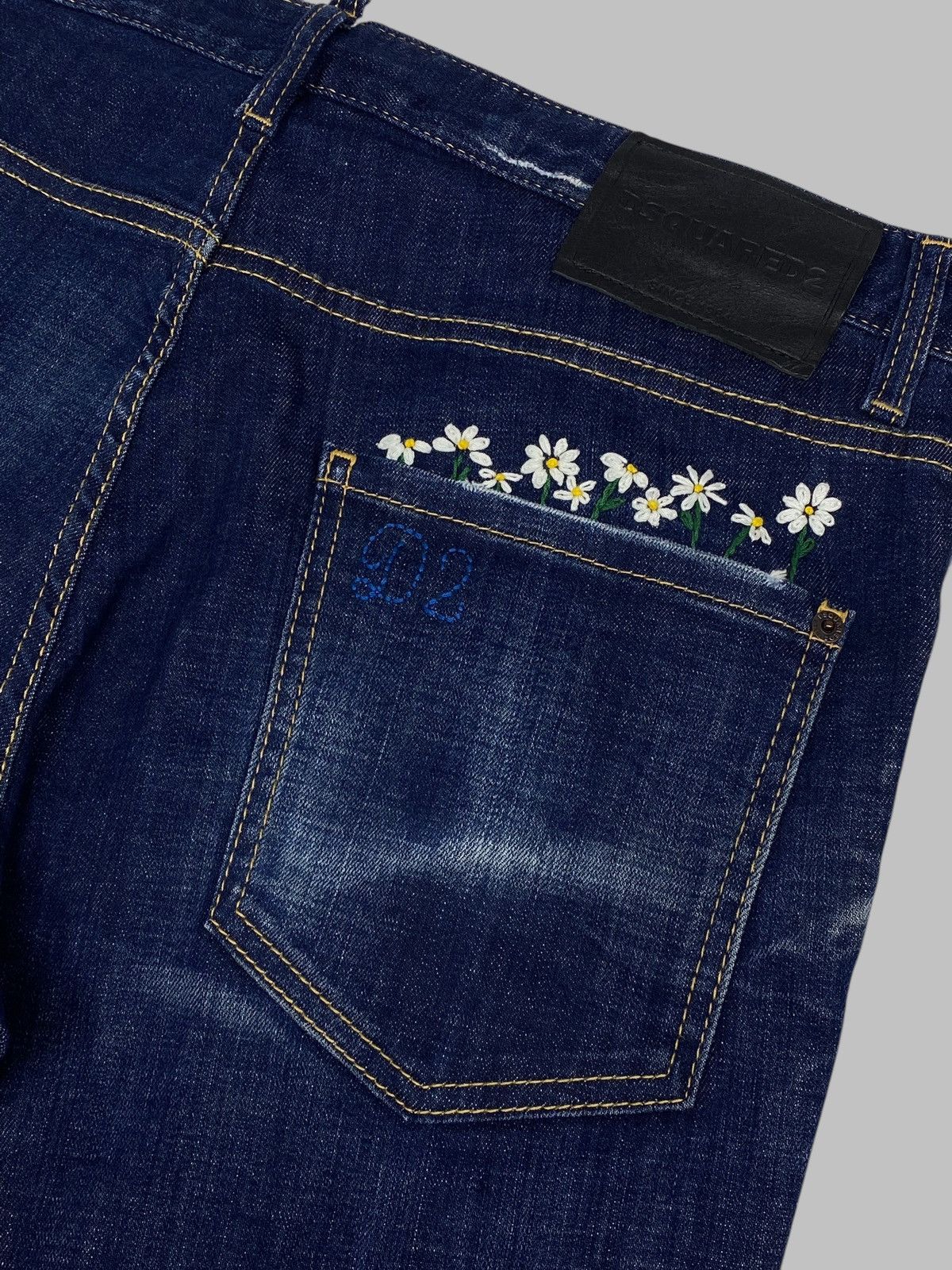 Dsquared2 🔥 DSQUARED2 DAISY EMBROIDERED JEANS Y2K COOL GUY VIBES Size US 34 / EU 50 - 14 Thumbnail