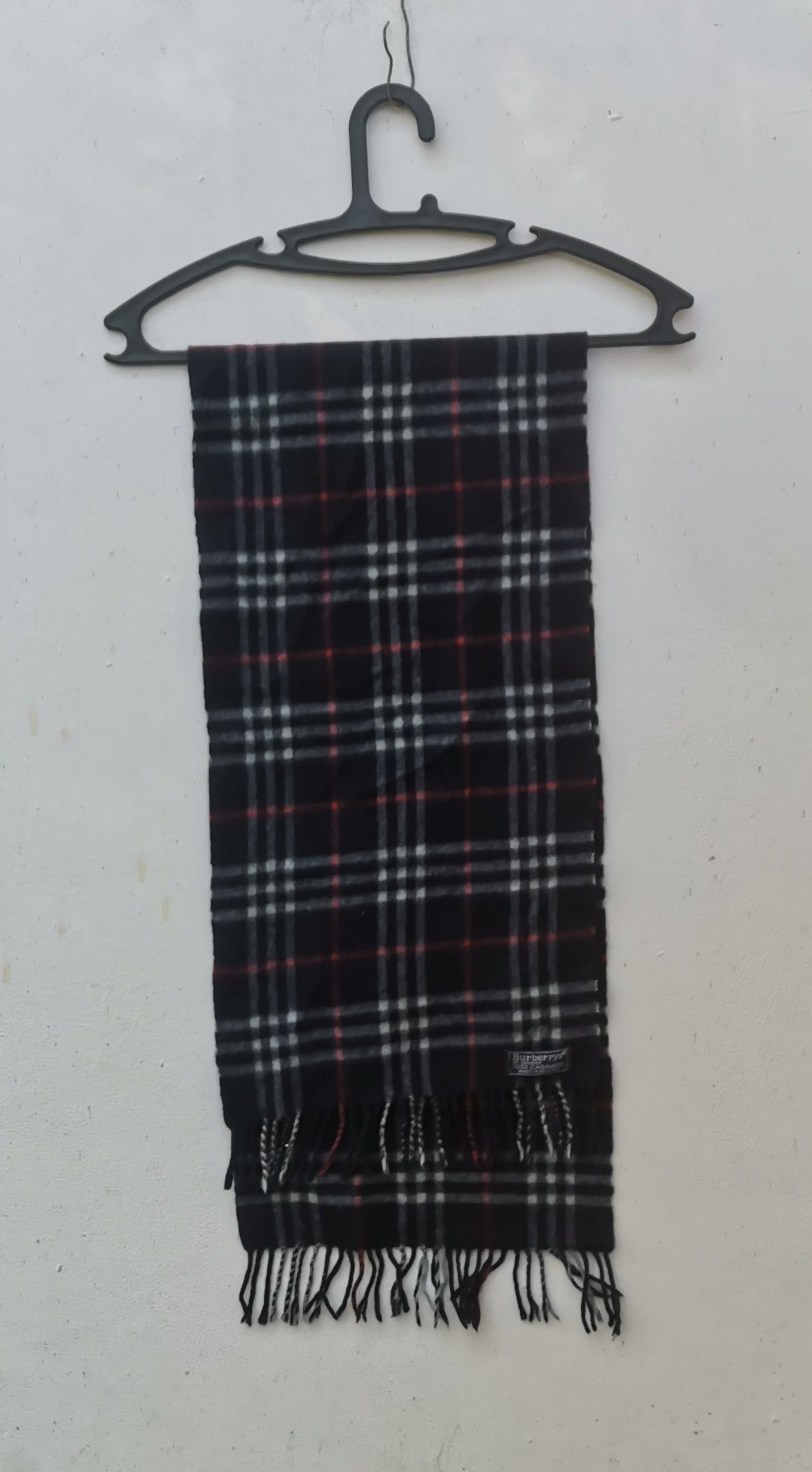 Burberry × Vintage Rare Burberry scarves nice design Size ONE SIZE - 1 Thumbnail