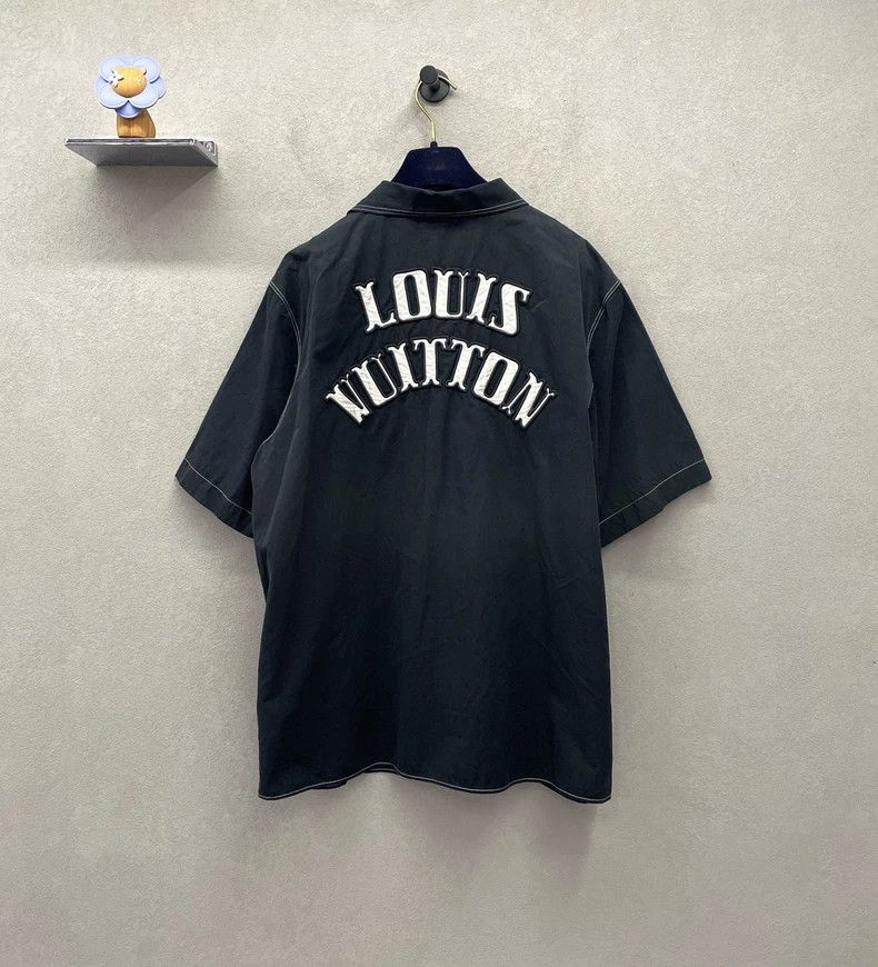 Louis Vuitton Louis Vuitton 24 black short-sleeved shirt Size US XL / EU 56 / 4 - 3 Thumbnail