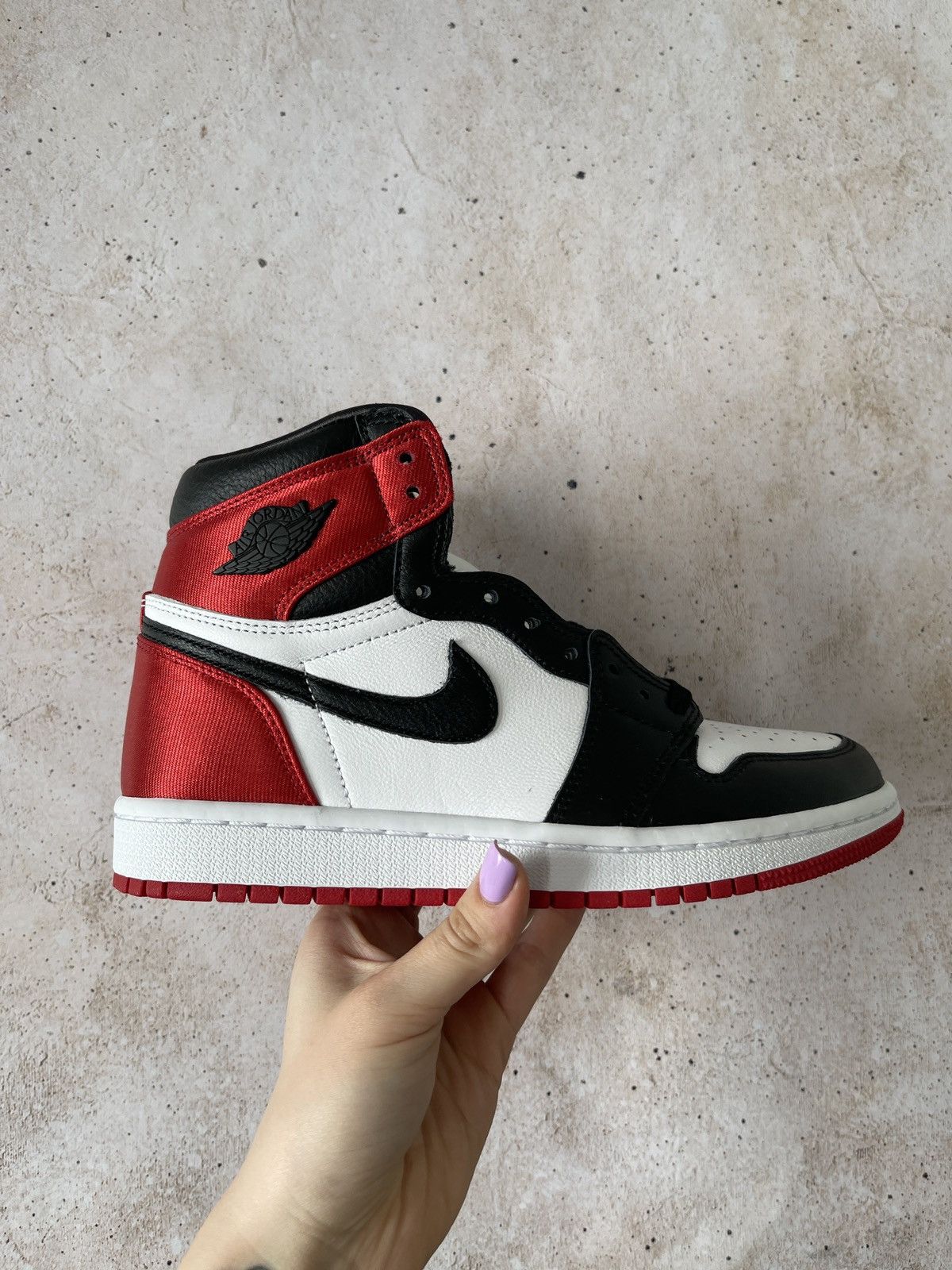Jordan Brand Jordan 1 Retro High Satin Black Toe (Women's) Size US 12 / IT 42 - 1 Thumbnail