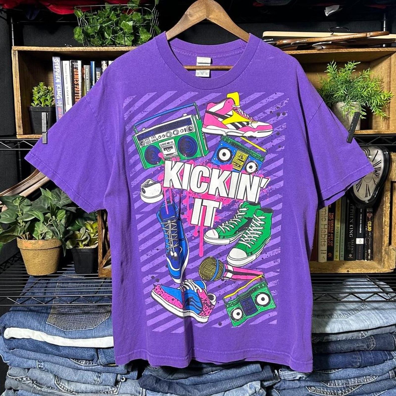 AAA Vintage Kickin’ It Skater Graphic Tee Mens XL Sneaker Shirt Size US XL / EU 56 / 4 - 1 Thumbnail