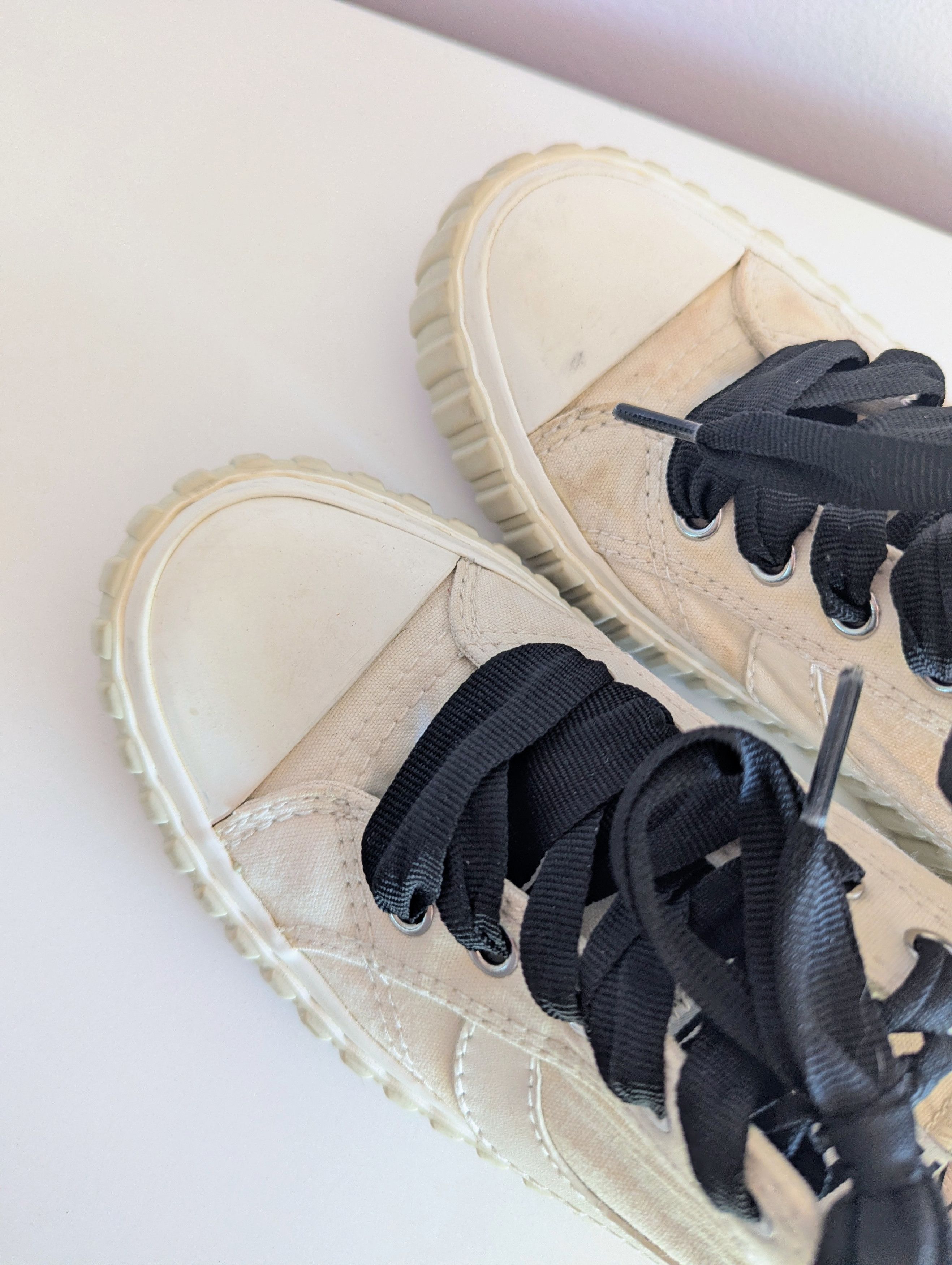 Zimmermann Zimmermann Canvas Ribbon Sneakers Cream Black 37 US 6.5 Size US 7 / IT 37 - 18 Thumbnail