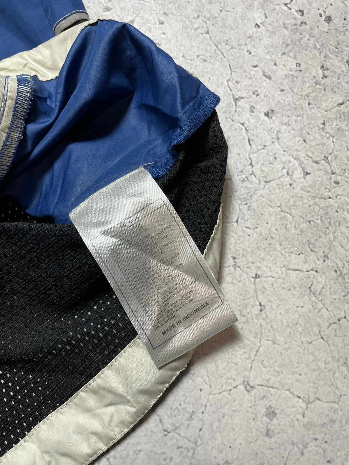 Nike × Vintage Vintage 90's Nylon Nike Drill Swoosh Vest Y2K Size US XL / EU 56 / 4 - 15 Thumbnail