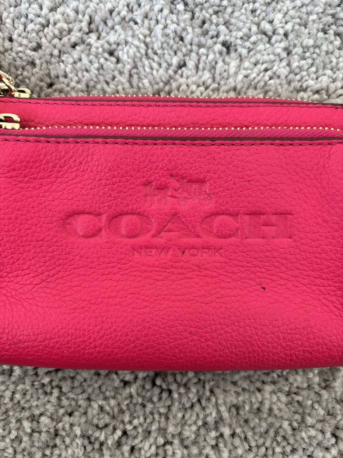 Coach Coach pink wristlet with gold hardware Size ONE SIZE - 2 Thumbnail