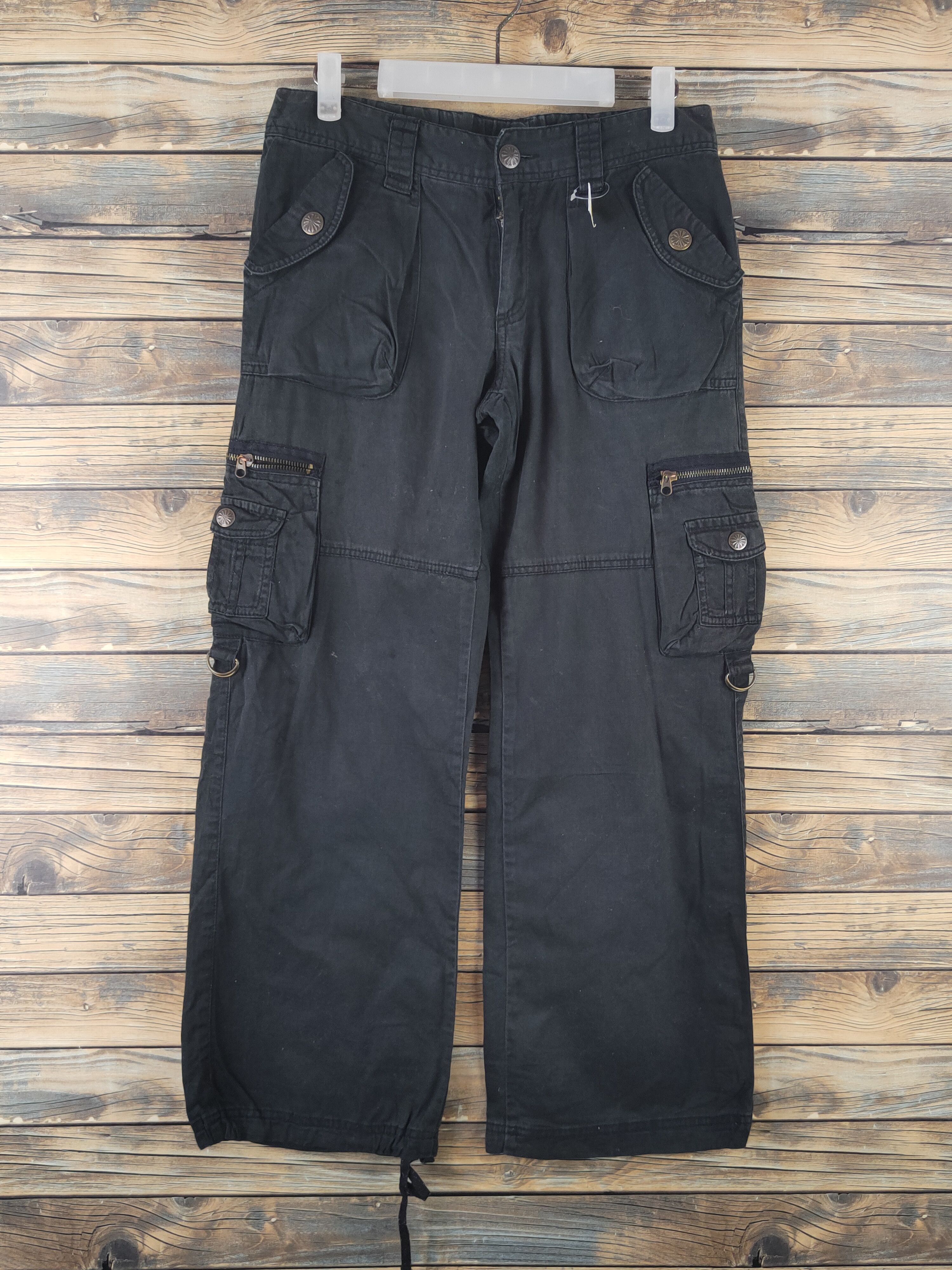 Japanese Brand DL Japanese Brand Black Multipocket Cargo Pants #1910 Size US 31 - 1 Thumbnail