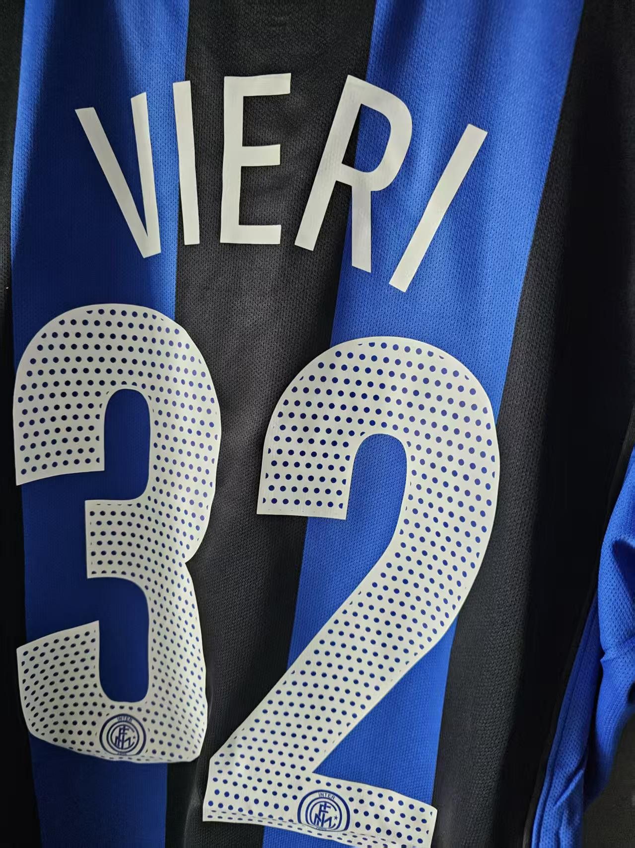 Other Inter Milan 32 Christian Vieri Jersey Home Vintage Size US M / EU 48-50 / 2 - 3 Thumbnail