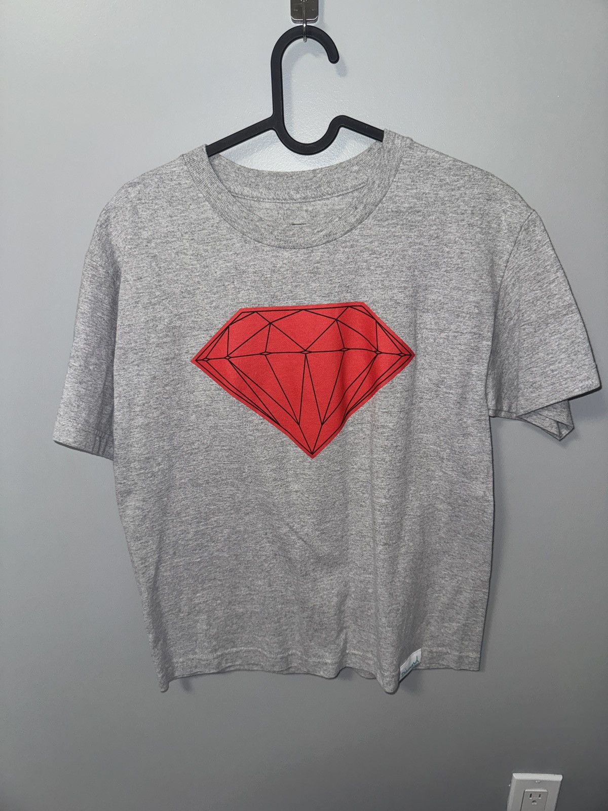 Diamond Supply Co. Grey Diamond Supply Co. tee in grey. Size S / US 4 / IT 40 - 1 Thumbnail