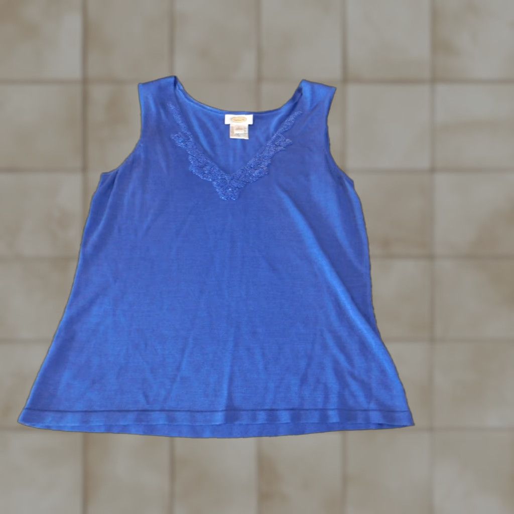 Talbots Talbots Blouse Women Large Blue Sleeveless Round Neck Lyocell Rayon Classic Casual Solid Size L / US 10 / IT 46 - 1 Thumbnail