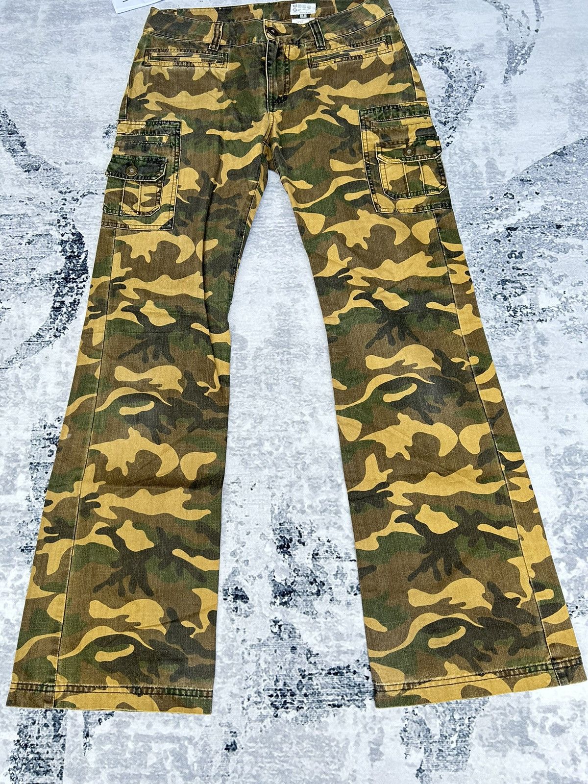Takeo Kikuchi Takeo Kikuchi Camo Cargo Pants Size 29" - 4 Thumbnail