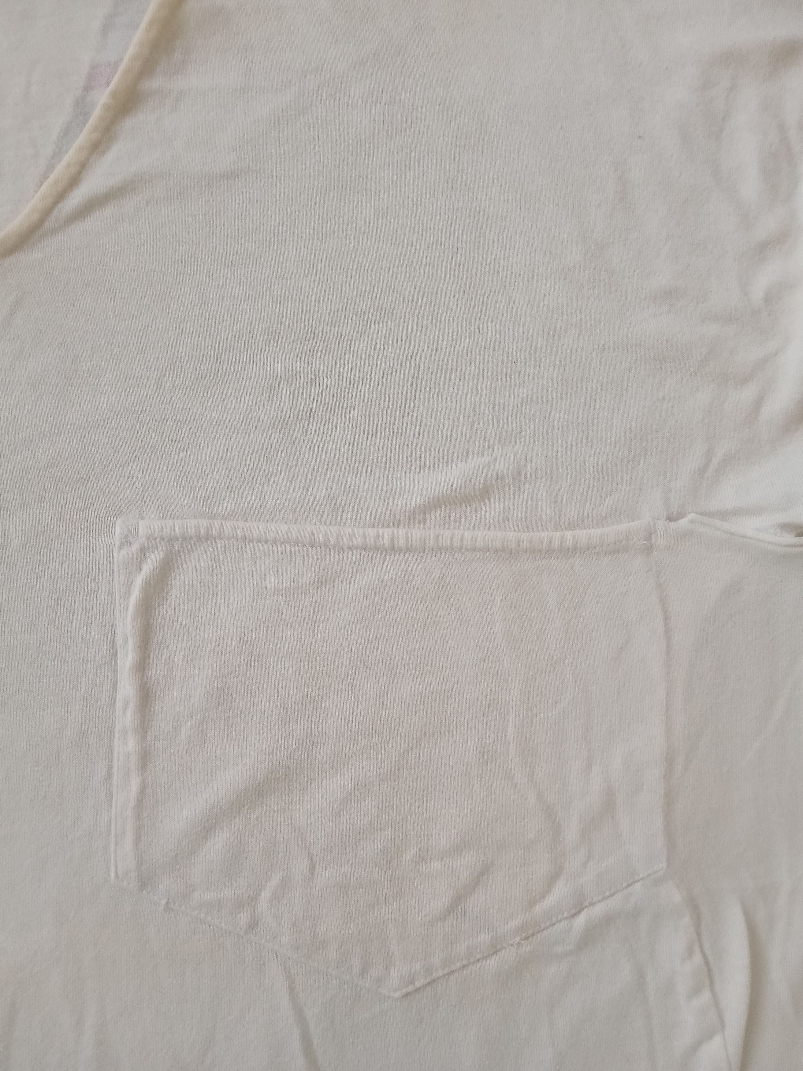 Levi's Levi's Extremely Rare Design T Shirt Size US L / EU 52-54 / 3 - 9 Thumbnail