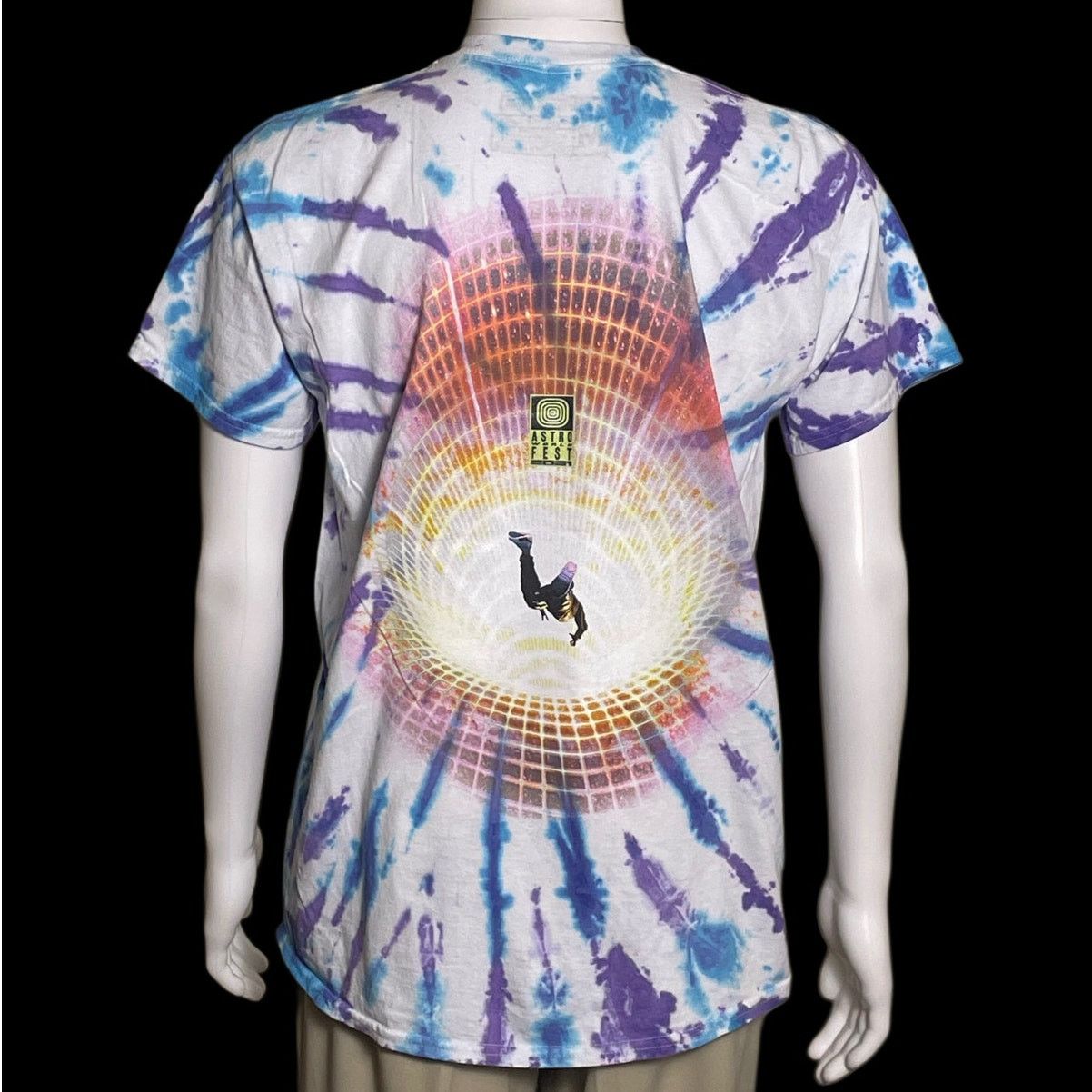 Travis Scott 2021 Travis Scott Astroworld Utopia Man On Fire Tie Dye Tee Size US M / EU 48-50 / 2 - 2 Thumbnail