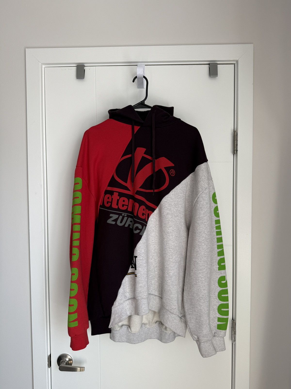 Vetements Vetements Asymmetric Zurich Hoodie Size US L / EU 52-54 / 3 - 1 Thumbnail