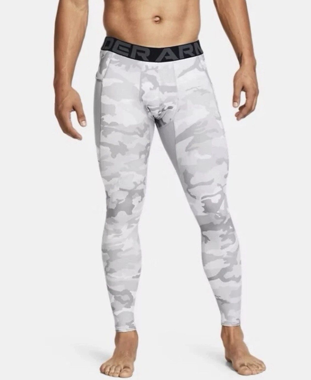 Under Armour Under Armour Cold Gear Camo Printed Leggings Size US 30 / EU 46 - 1 Thumbnail