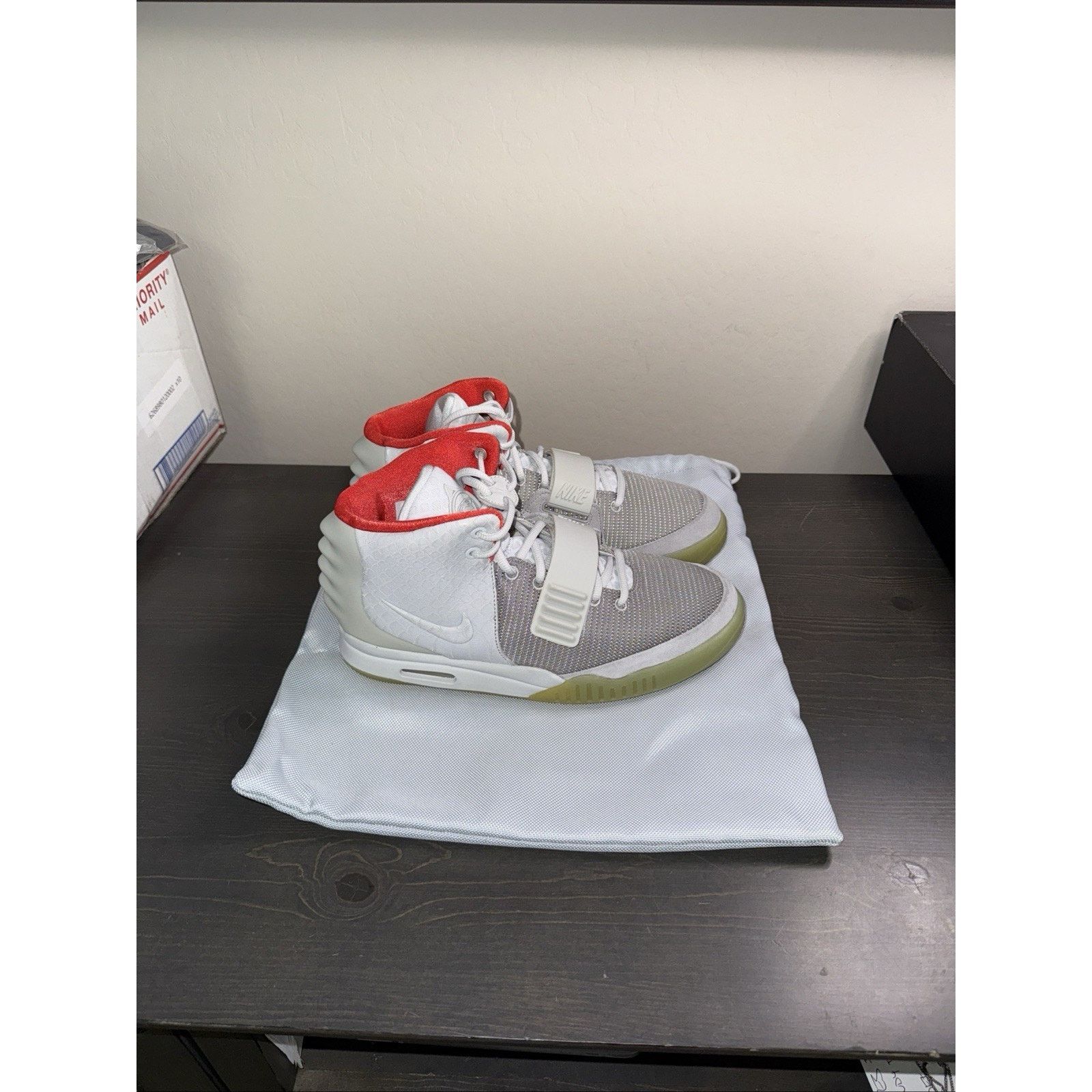 Nike Nike Air Yeezy 2 NRG Platinum Kanye West Men's 10 US NEW Size US 10 / EU 43 - 2 Thumbnail