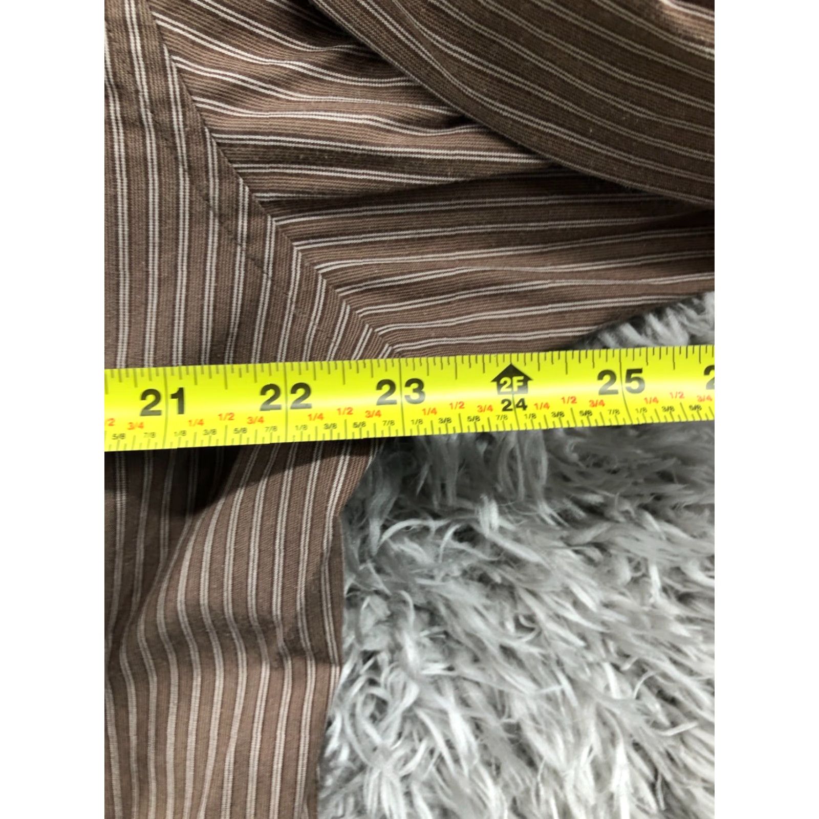 Dockers **Dockers Mens Long Sleeve Button Down Collar Brown Striped Size L** User: Dockers Mens Long Sleeve Button Down Collar Brown Striped Size L Size US L / EU 52-54 / 3 - 4 Thumbnail