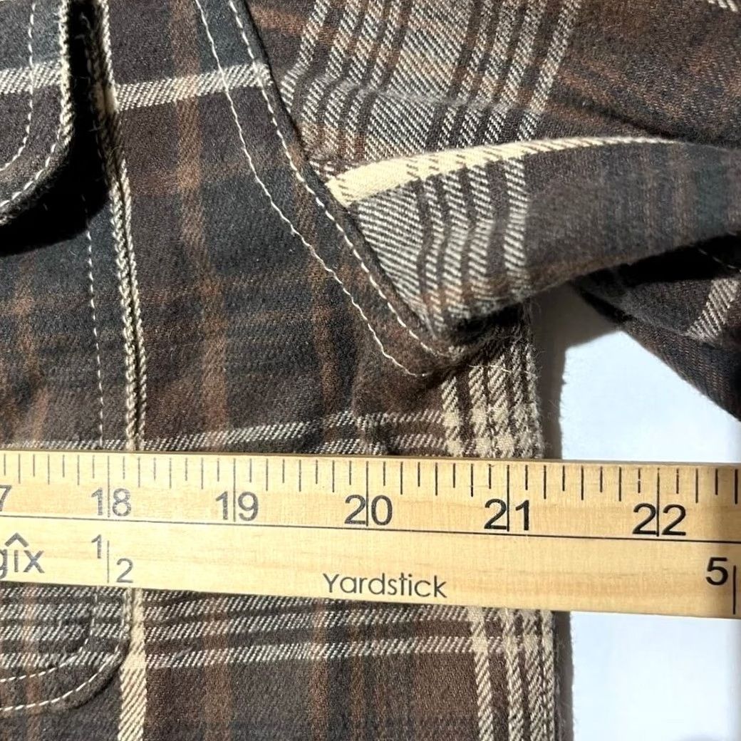 MILLY VINTAGE Old Mill Plaid Brown Button Down Long Sleeve Casual Shirt Mens Medium Brown Plaid Shirt M Long Sleeve Casual Mens Shirt Brown Size US M / EU 48-50 / 2 - 5 Thumbnail