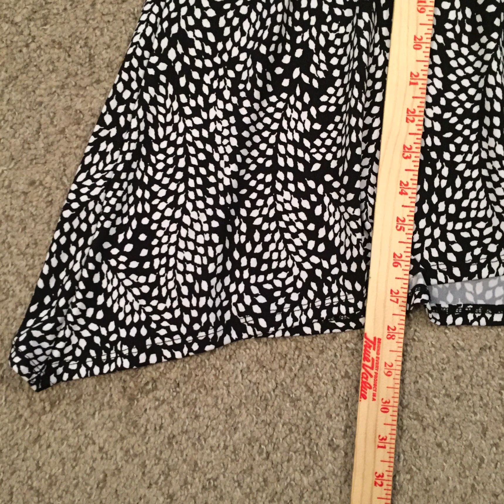 Apt. 9 Apt 9 Skirt PM Black White Floral Knee Length Pull On Elastic Waist Flare Womens Regular Size 32" / US 10 / IT 46 - 5 Thumbnail