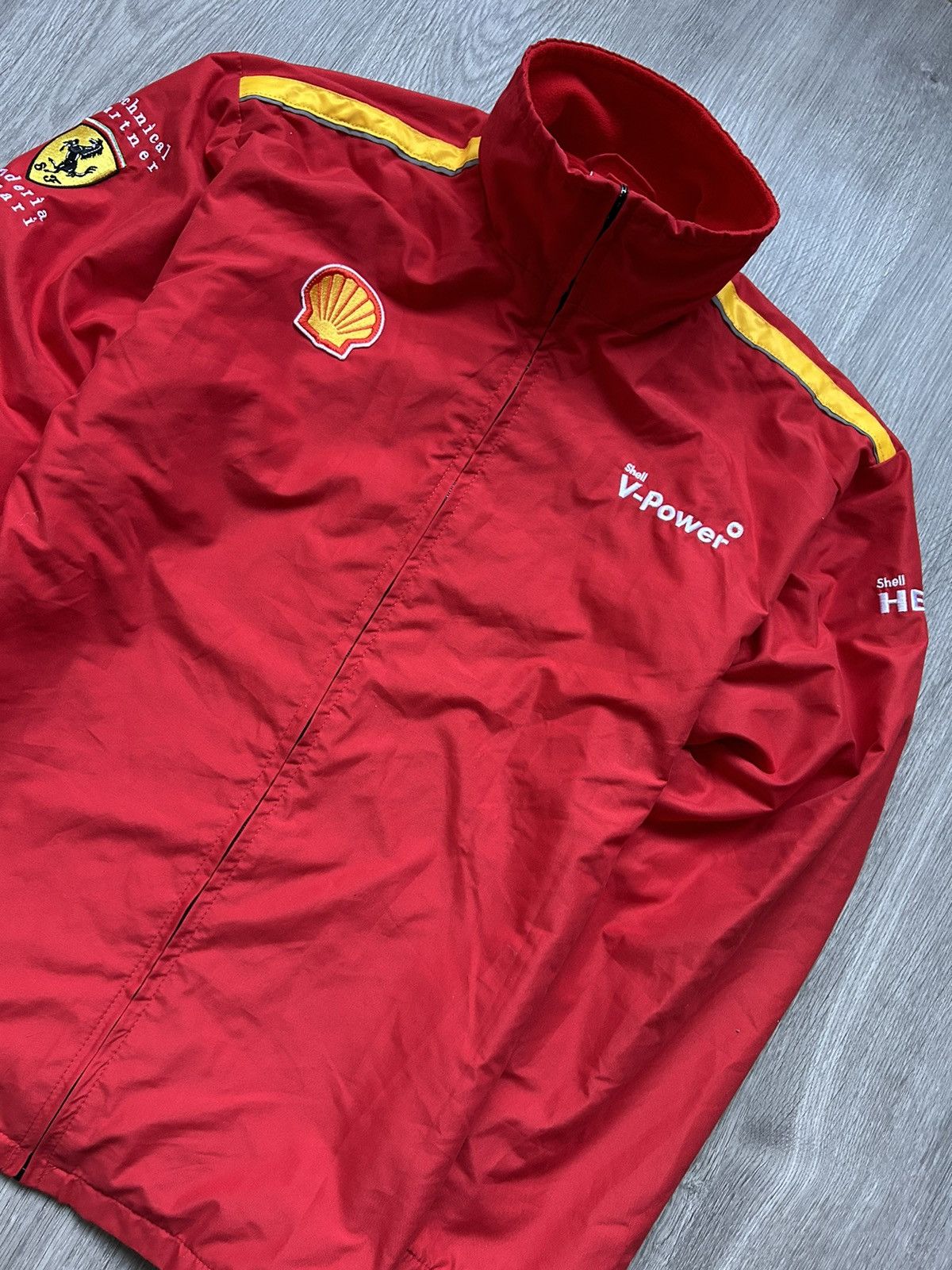 Ferrari × Vintage Jacket Ferrari 🔘 Racing 🔘 Streetwear, Streetracing 🔘 Size M Size US M / EU 48-50 / 2 - 3 Thumbnail