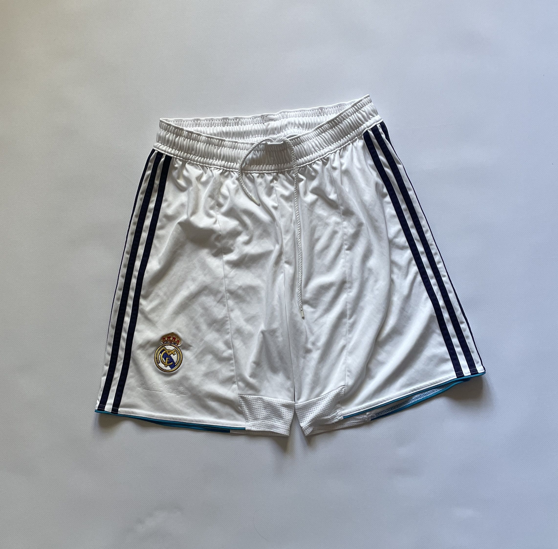 Adidas Real Madrid Football Shorts 2012 2013 Soccer Size US 32 / EU 48 - 1 Thumbnail