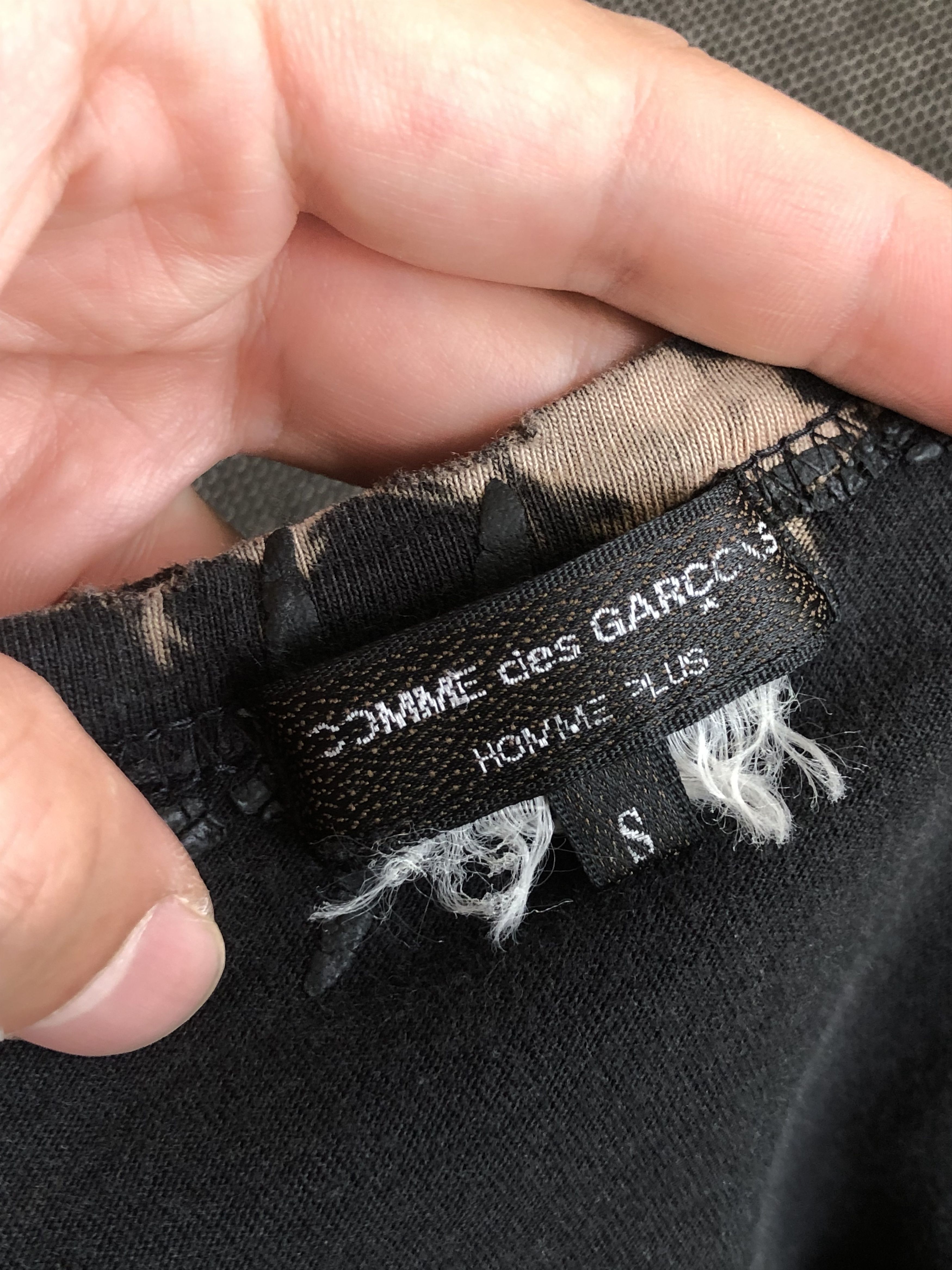 Comme des Garcons AW2006 CDG HOMME PLUS BARBED WIRE DISTRESS TEE BLACK Size US S / EU 44-46 / 1 - 15 Thumbnail