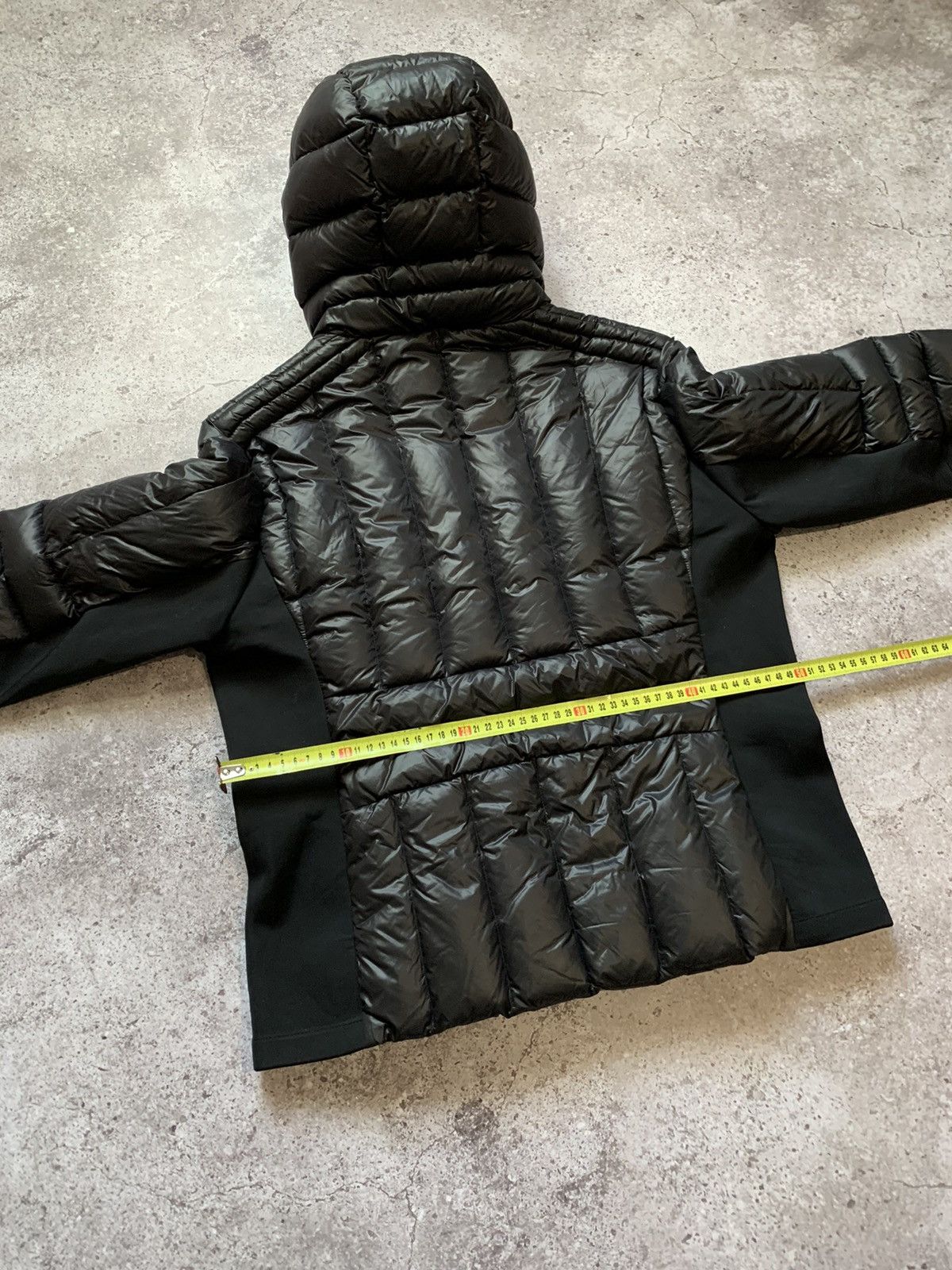 Prada Prada Sport Tech Puffer Jacket with triangle logo. Size M / US 6-8 / IT 42-44 - 14 Thumbnail