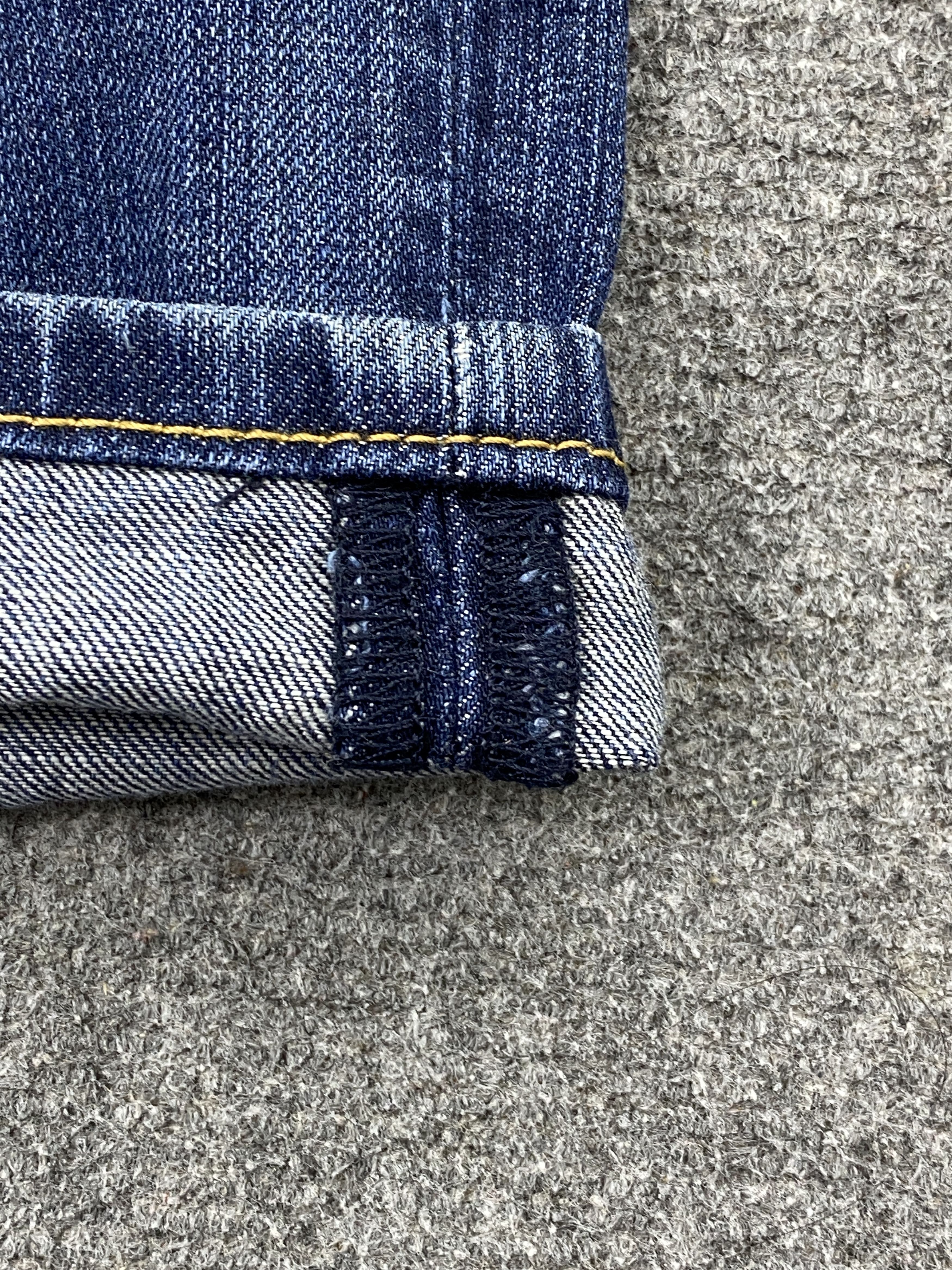 Levi's Vintage Levis 505 Faded Blue Denim Jeans DP2336 Size US 31 - 12 Thumbnail