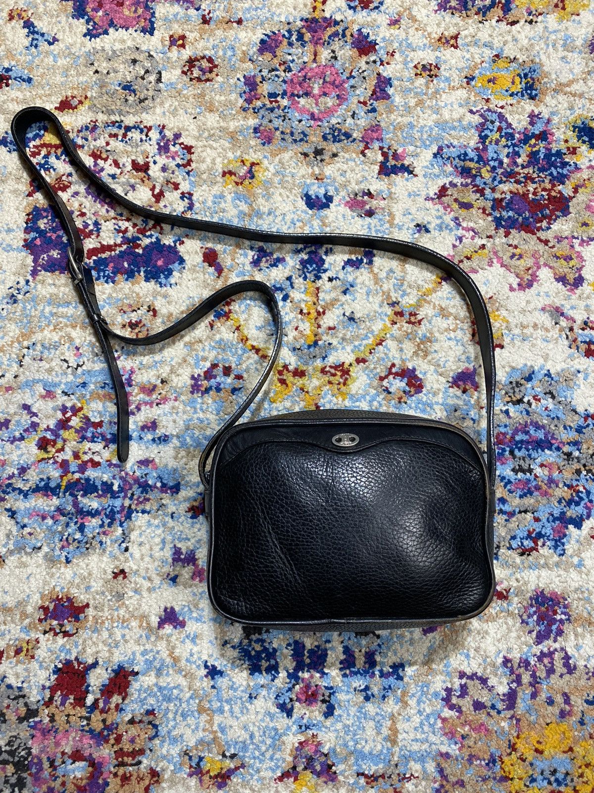 Celine × Vintage Vintage Celine Black Mini Crossbody Box Zipper Bag Size ONE SIZE - 1 Thumbnail