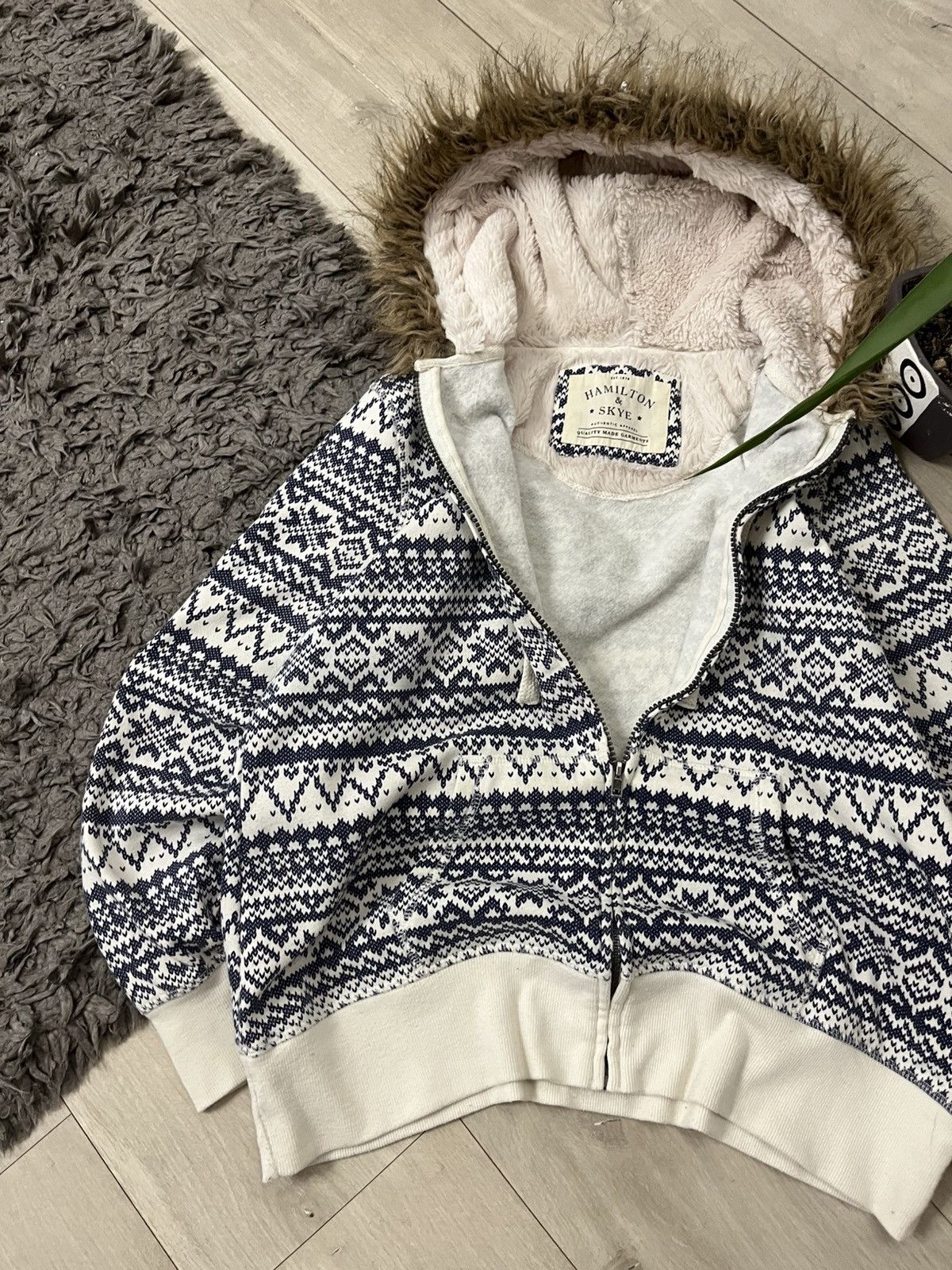 Other 🔥CRAZY LGB If Six Was Nine Style Faux Fur Zip Hoodie Jacket Size US M / EU 48-50 / 2 - 3 Thumbnail